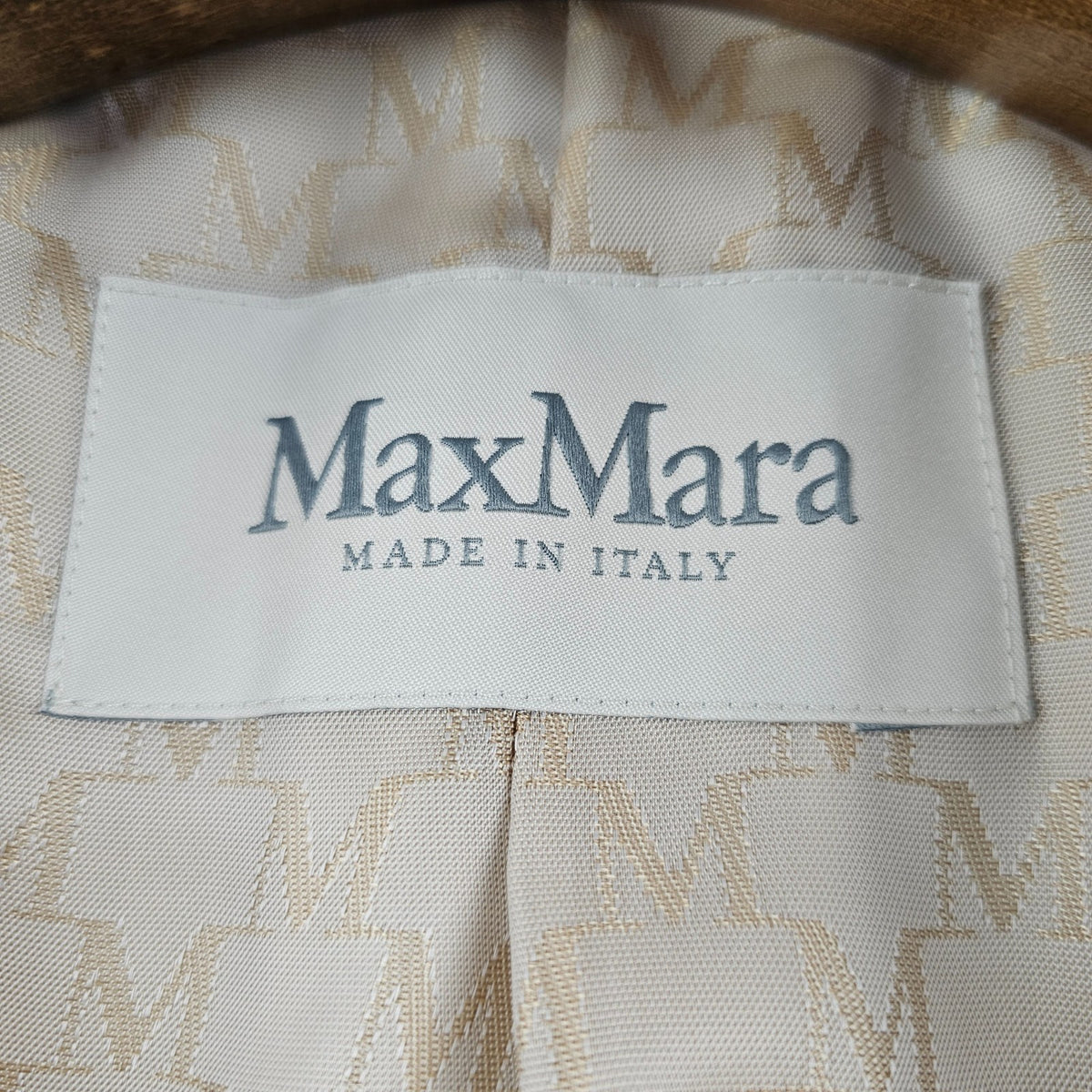 MAX MARA Madame 101801 Belted Beige Wool Long Coat New & Authentic