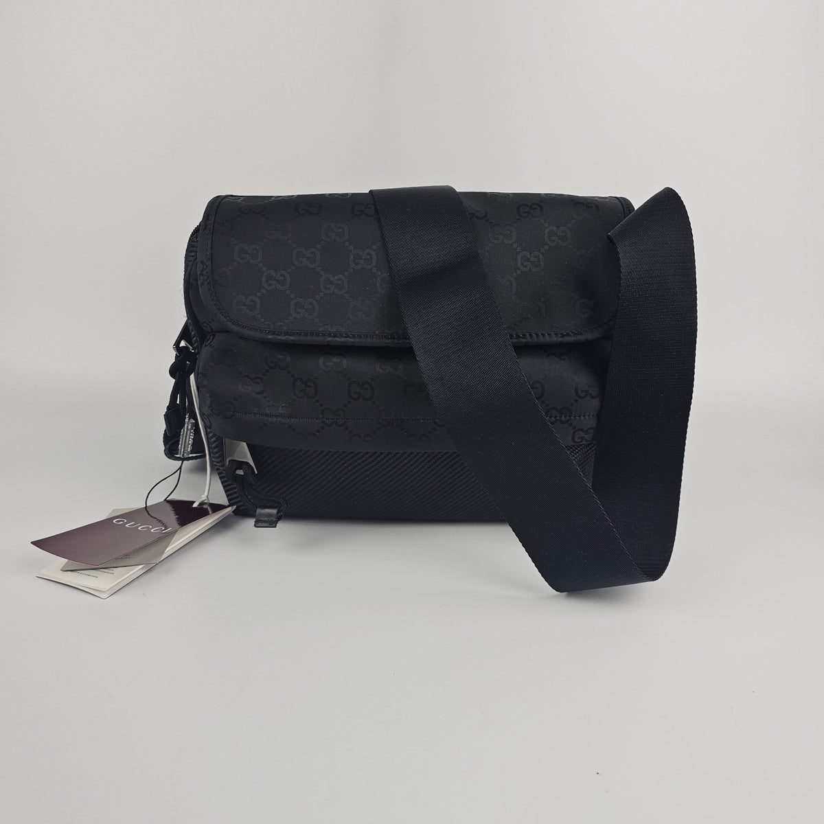 GUCCI $2200 Nexus Black GG Nylon Medium Crossbody Bag New & Authentic