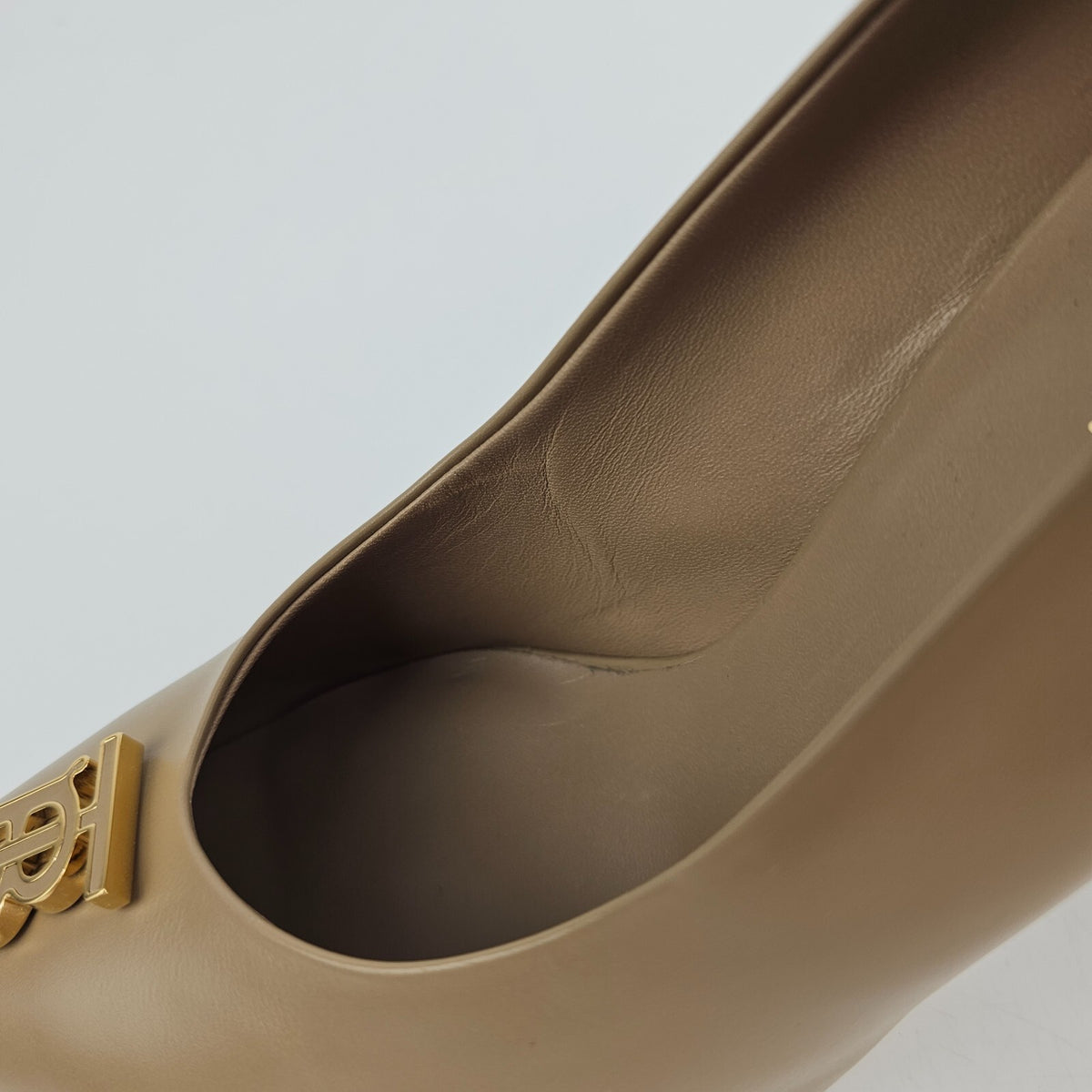 BURBERRY Ezra 100mm Nude Leather Pumps Size 40 US 10