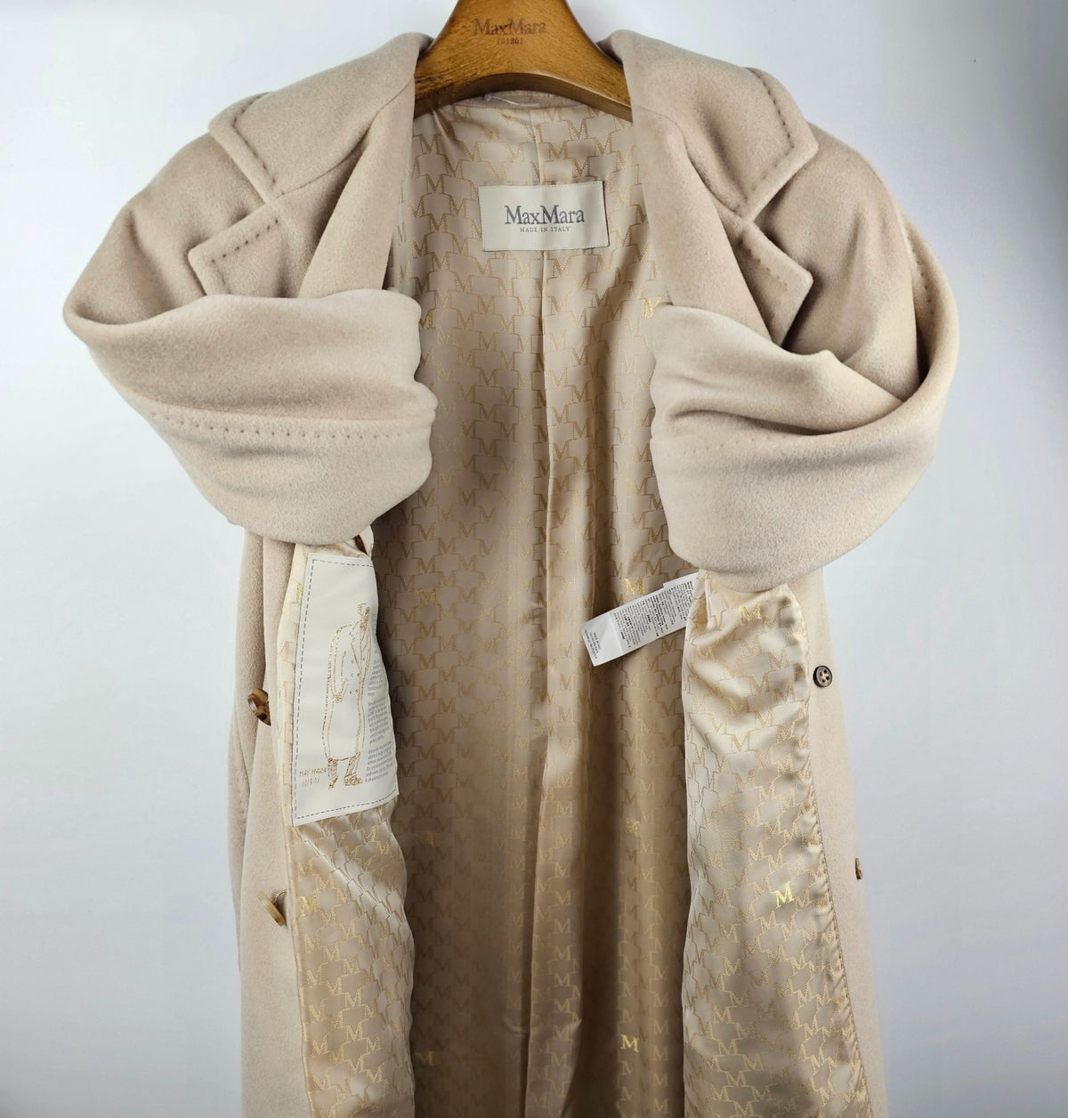 MAX MARA Madame 101801 Belted Beige Wool Long Coat New & Authentic