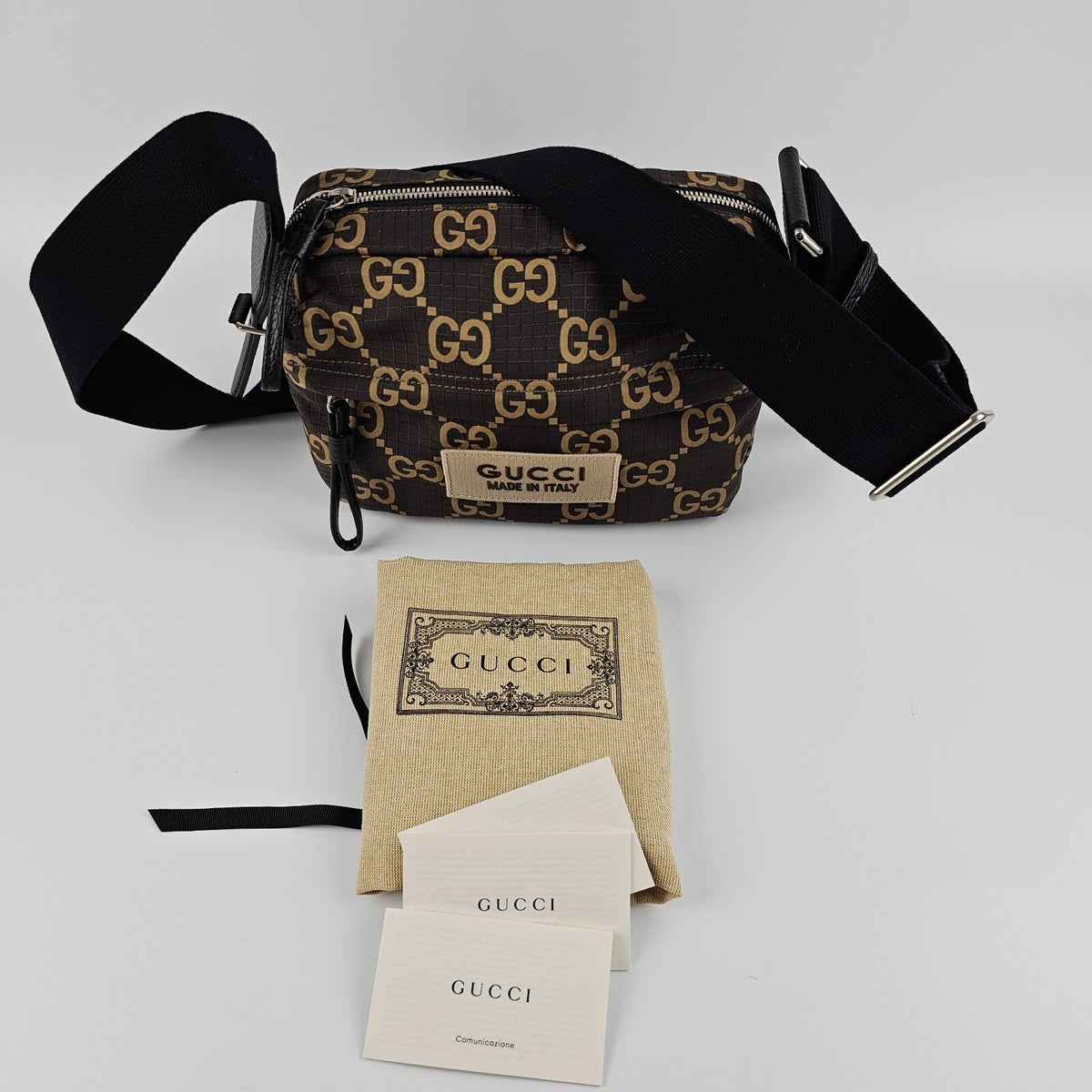 GUCCI $1680 Ebony And Beige GG Ripstop Crossbody Bag New & Authentic