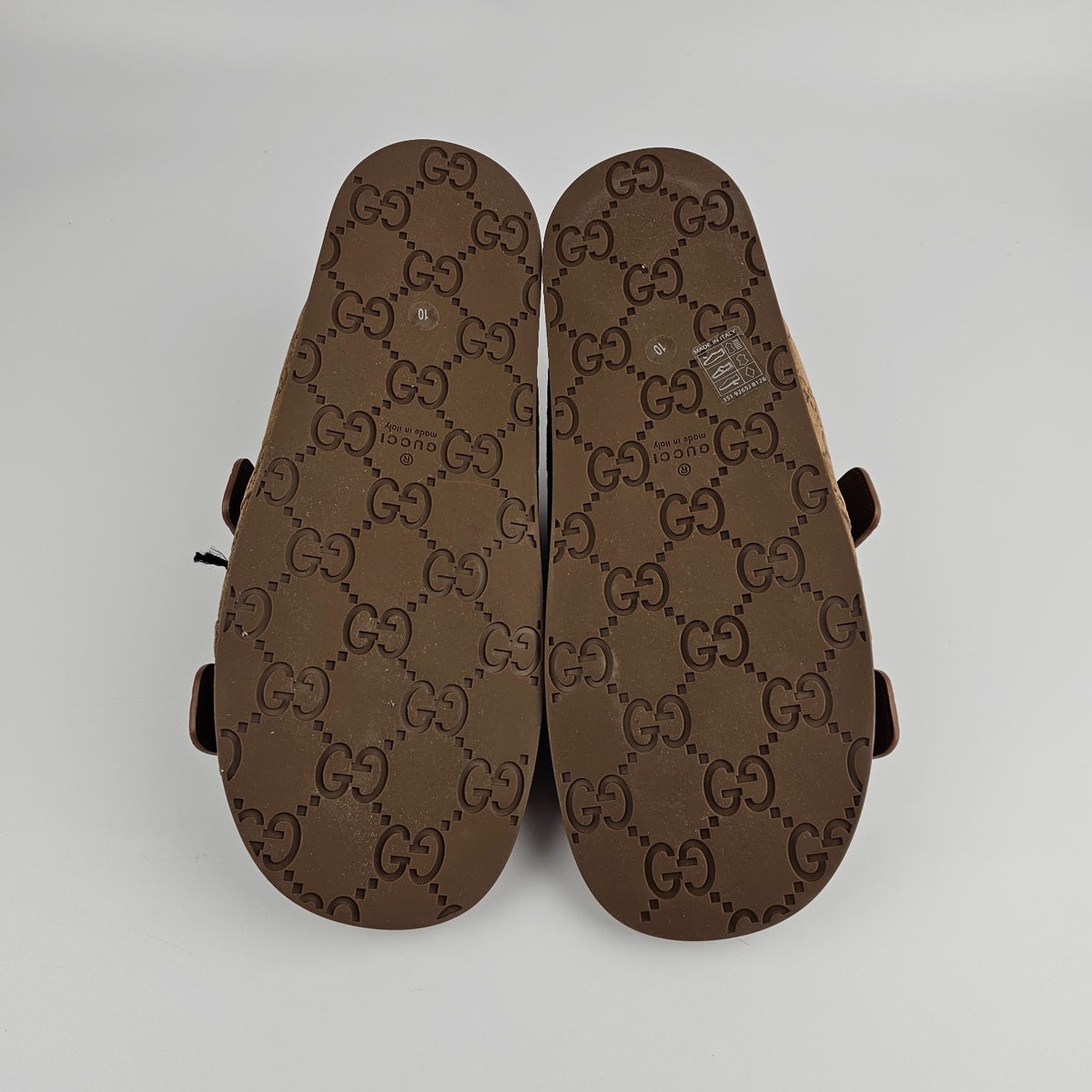 GUCCI $1050 Men's Cognac GG Suede Slide Sandals New & Authentic