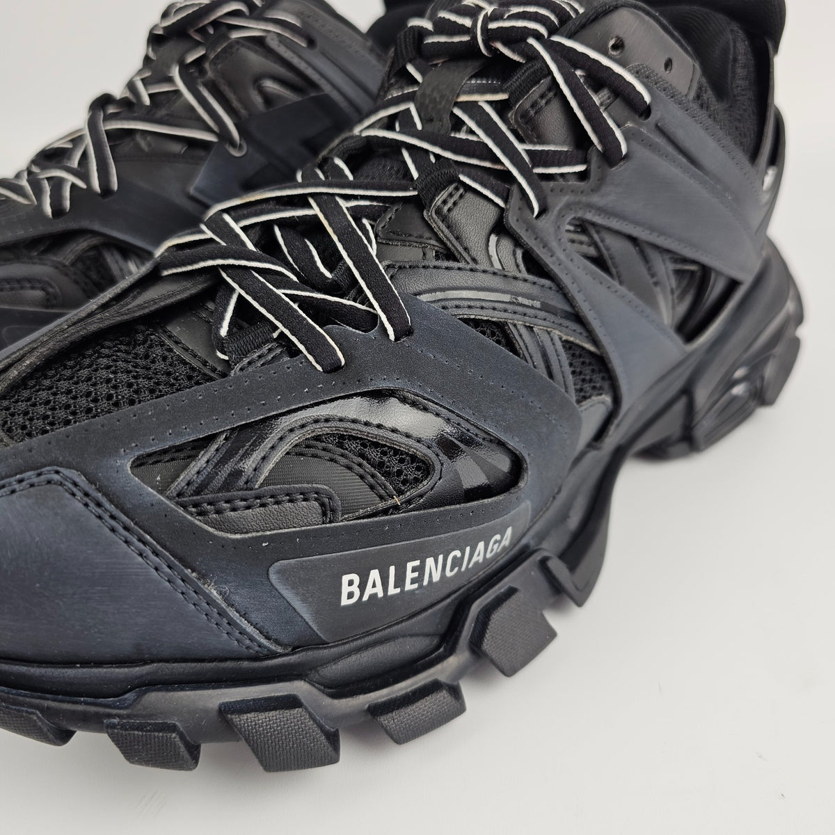 BALENCIAGA Track $1150 Men's Black Sneakers New & Authentic