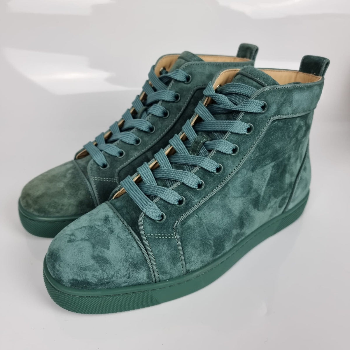 CHRISTIAN LOUBOUTIN Louis Orlato Suede Verveine Sneakers New Size 39.5 US 6.5