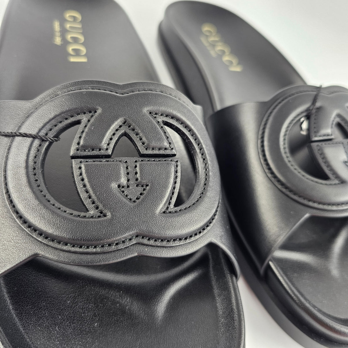 GUCCI Interlocking G $920 Black Leather Sandals New & Authentic