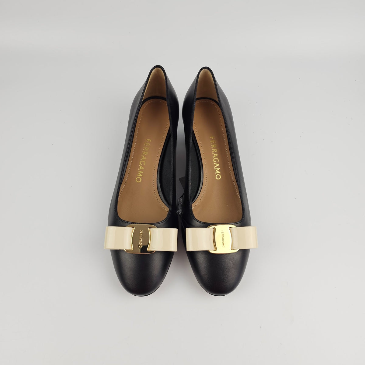 FERRAGAMO Vara Black Leather 35mm Heel Shoes New & Authentic