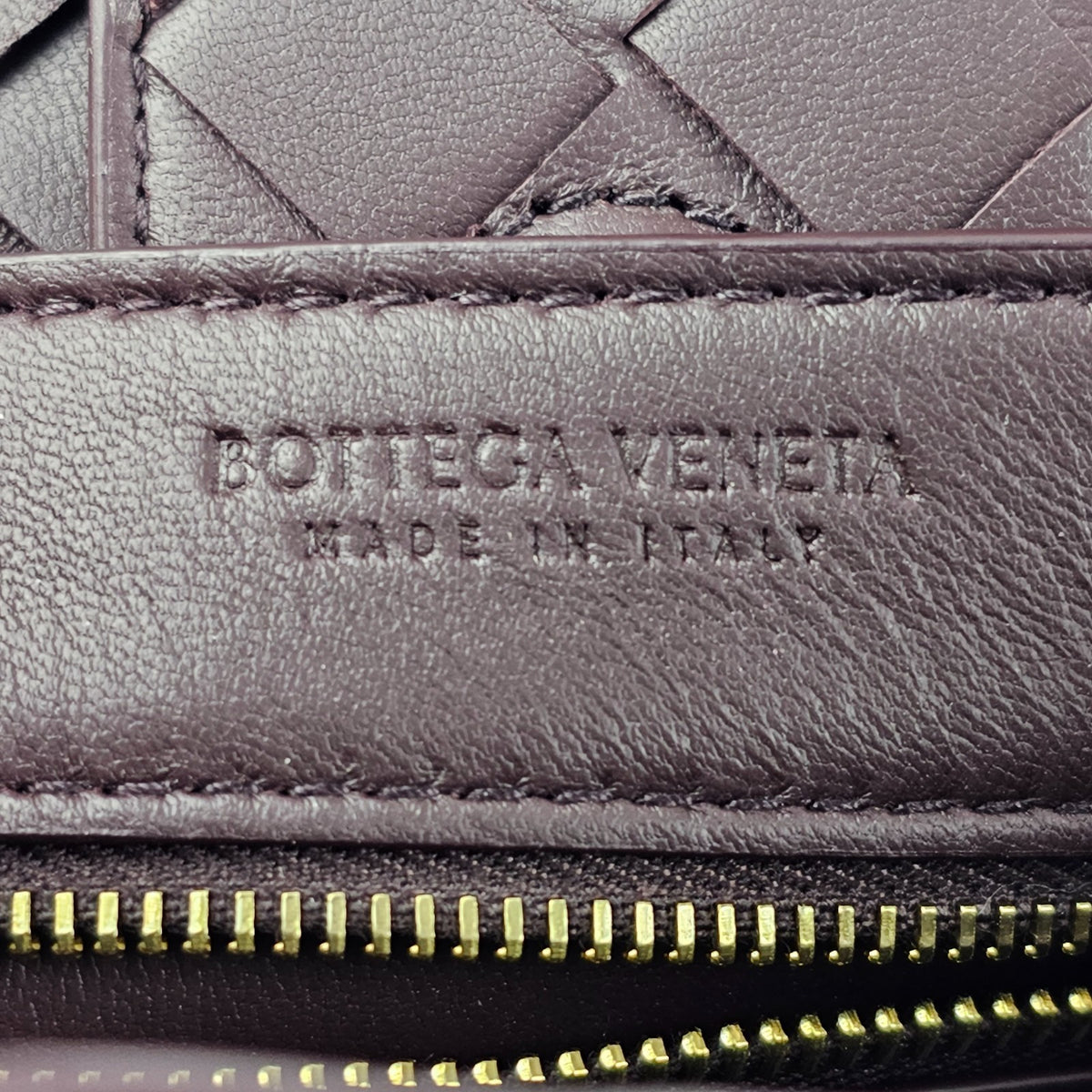 BOTTEGA VENETA Andiamo Small $5100 Dark Barolo Gold Top Handle Bag New