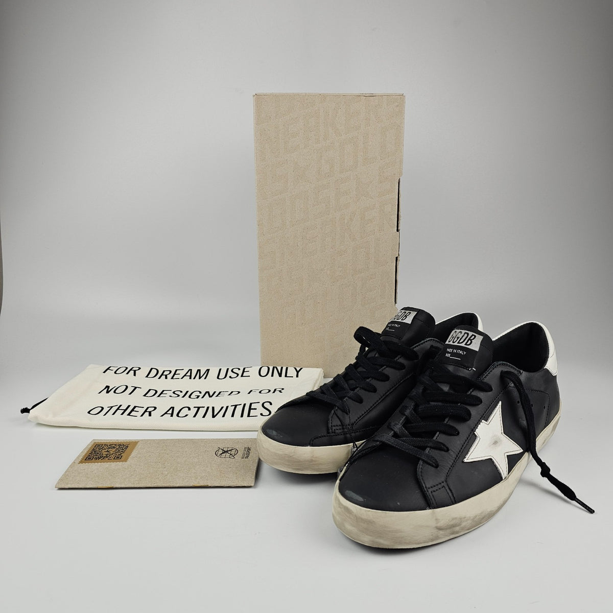 GOLDEN GOOSE Super Star Men's Black/WhiteLeather Low Top Sneakers New