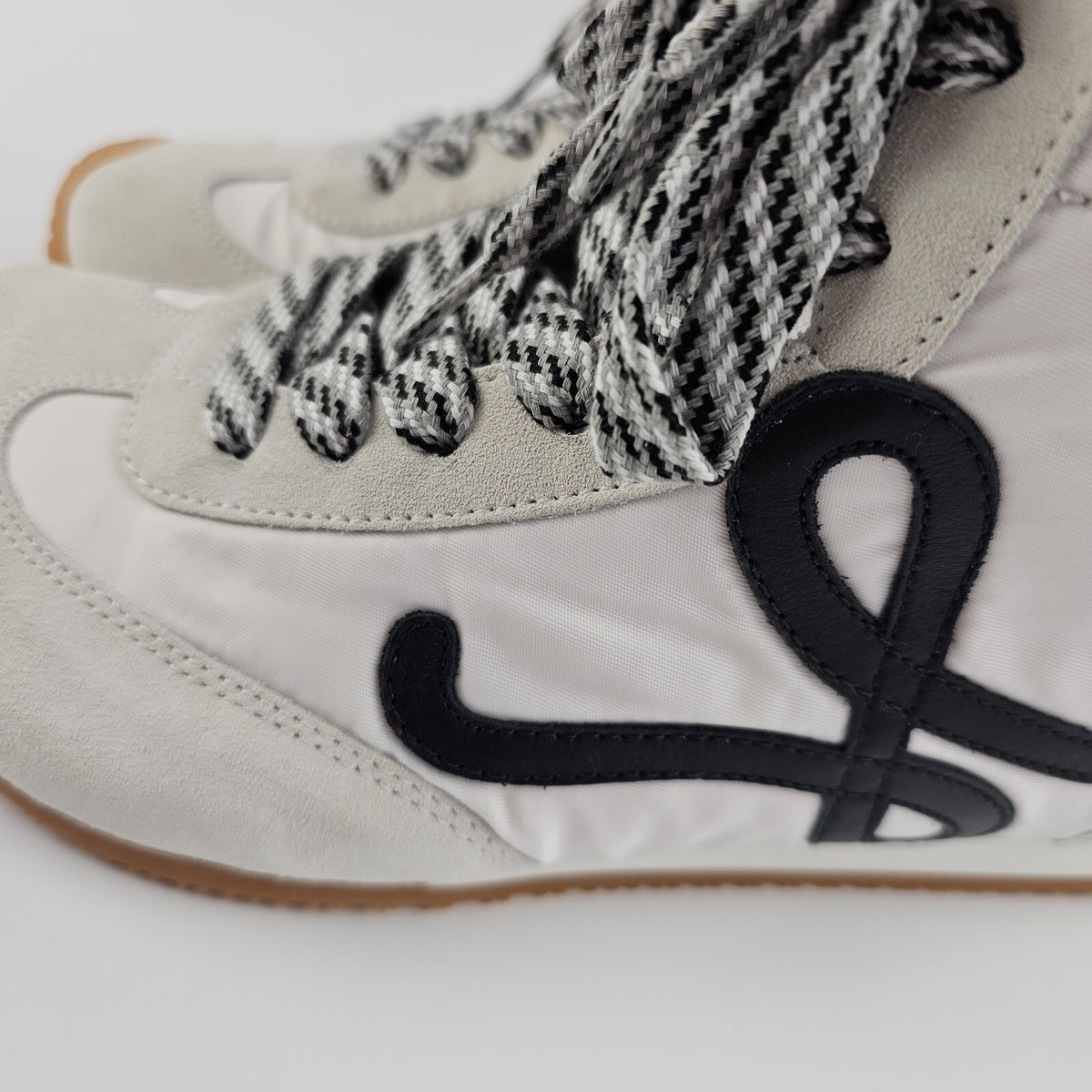 LOEWE Ballet Runner 2.0 $990 White/Black High Top Sneakers New & Authentic