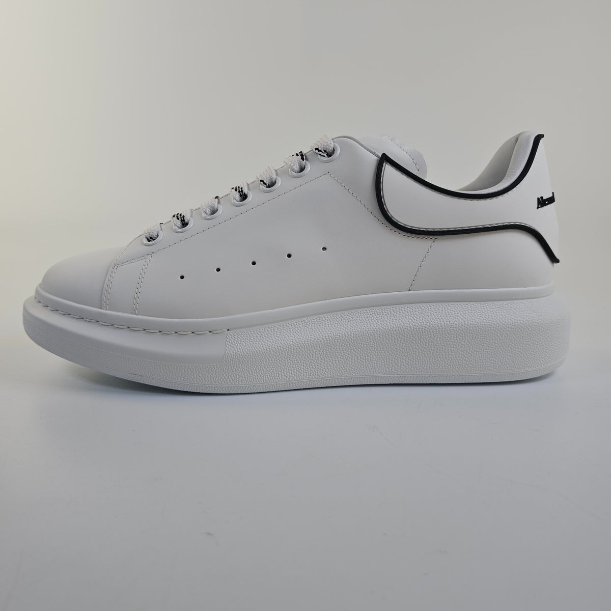 ALEXANDER MCQUEEN Oversized Men's White/Black Sneakers New