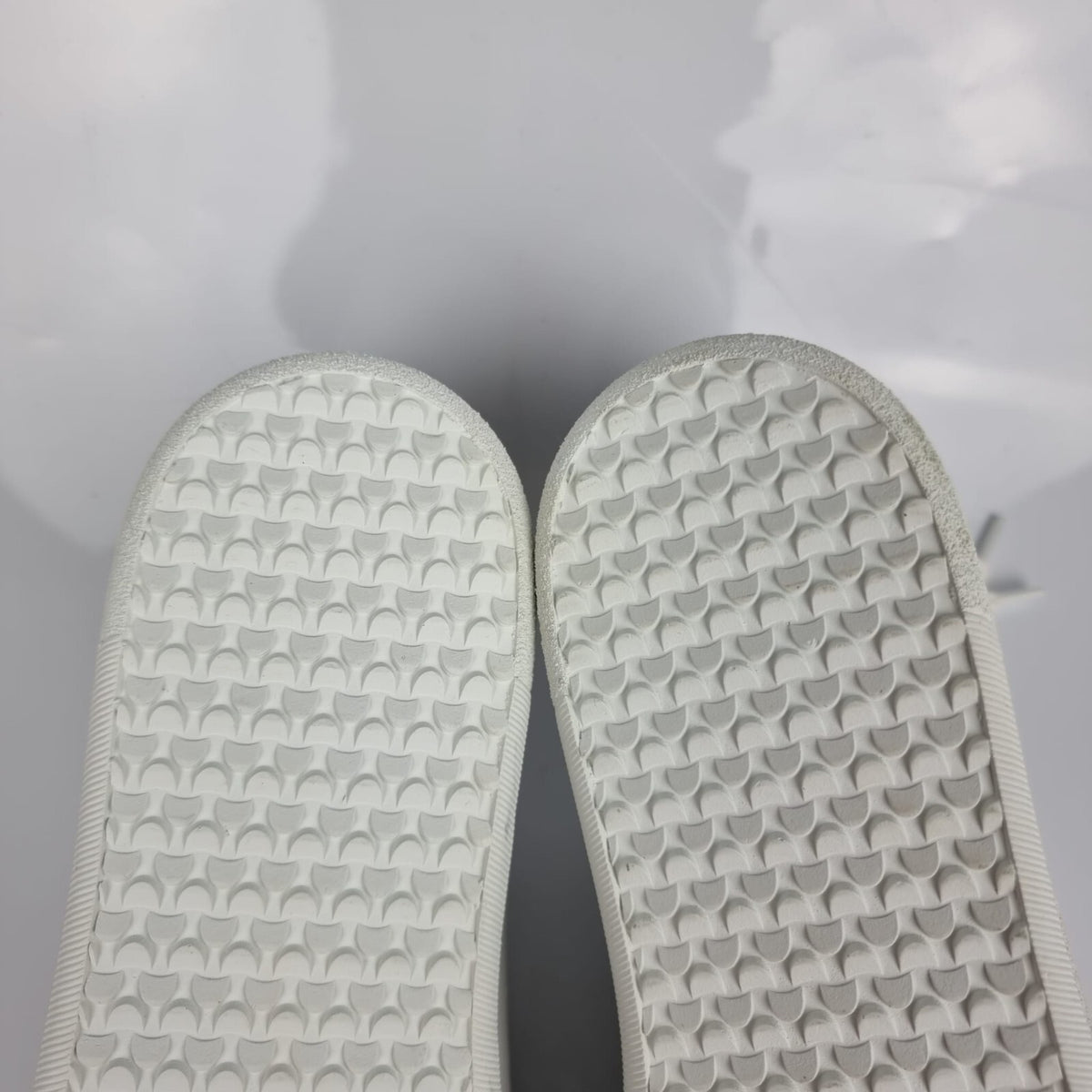 ISABEL MARANT Women's Bryce White/Black Sneakers New Size 41 US 11