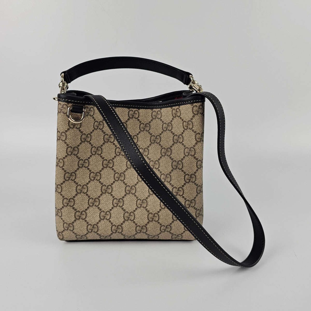 GUCCI GG Emblem Small $2280 Beige And Dark Brown Fabric Bucket Bag New