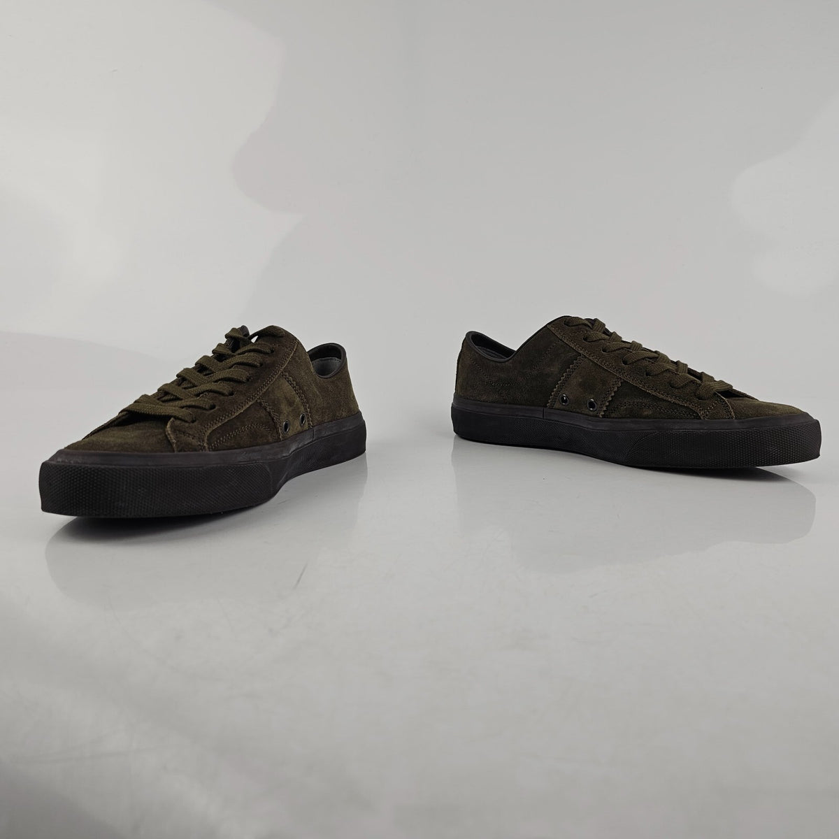 TOM FORD Cambridge Ark Olive Suede Low Top Sneakers New Size US 7 EU 40