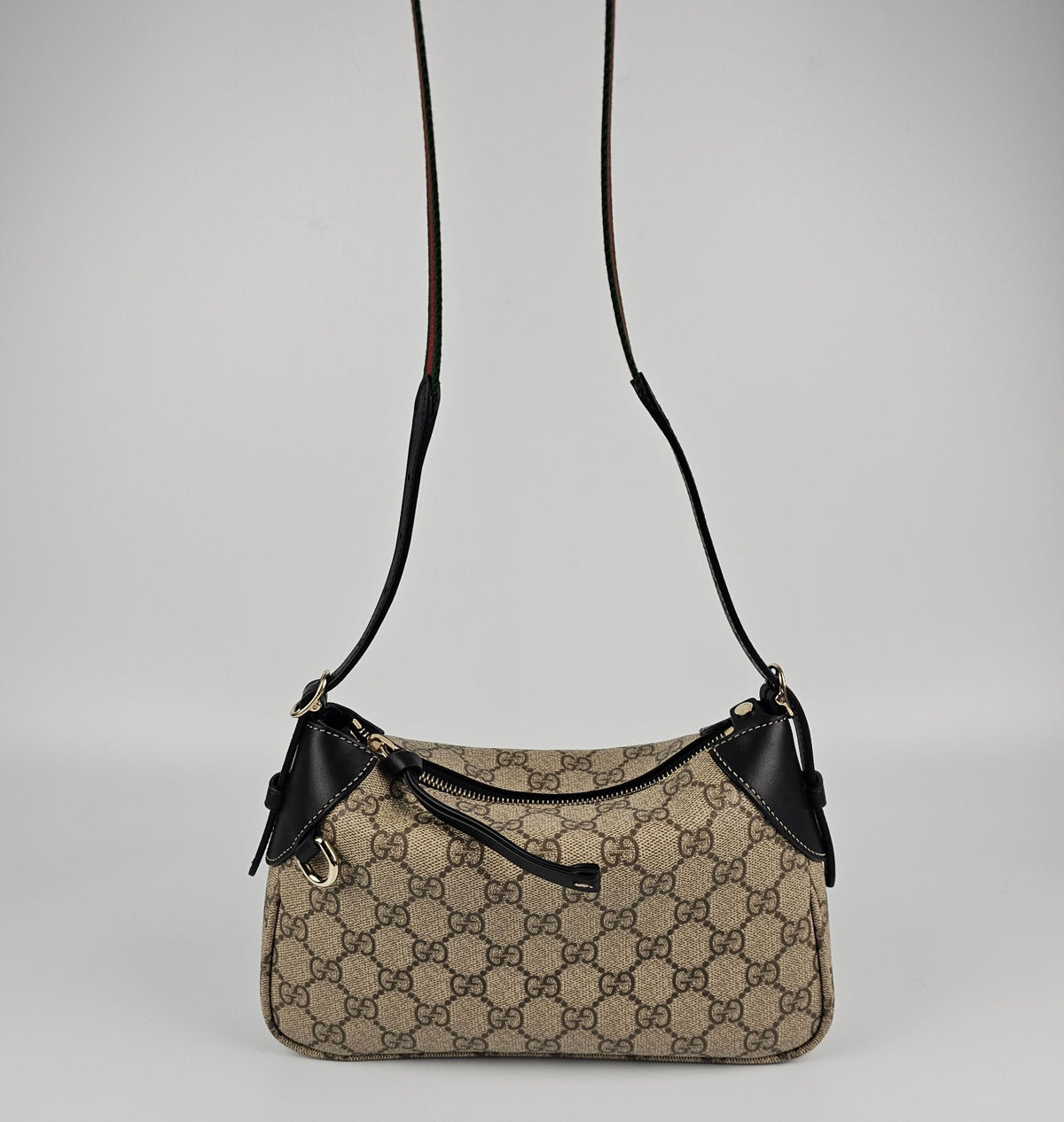GUCCI GG Emblem Small $1980 Beige/Dark Brown/Black Shoulder Bag New & Authentic