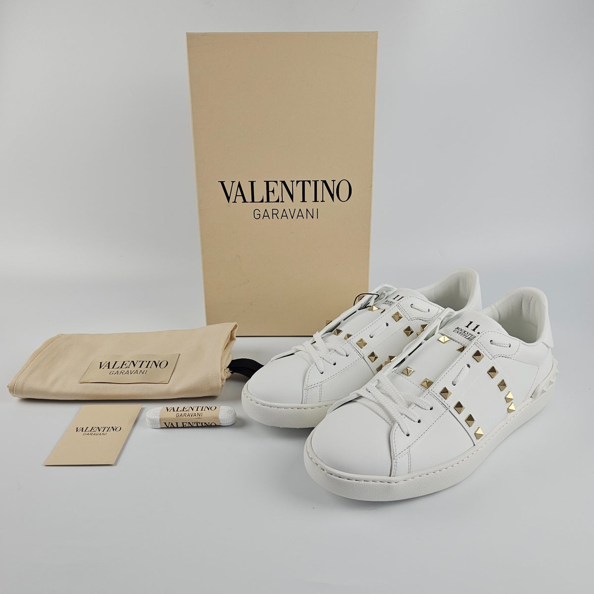 VALENTINO GARAVANI Rockstud Untitled White Sneakers New & Authentic