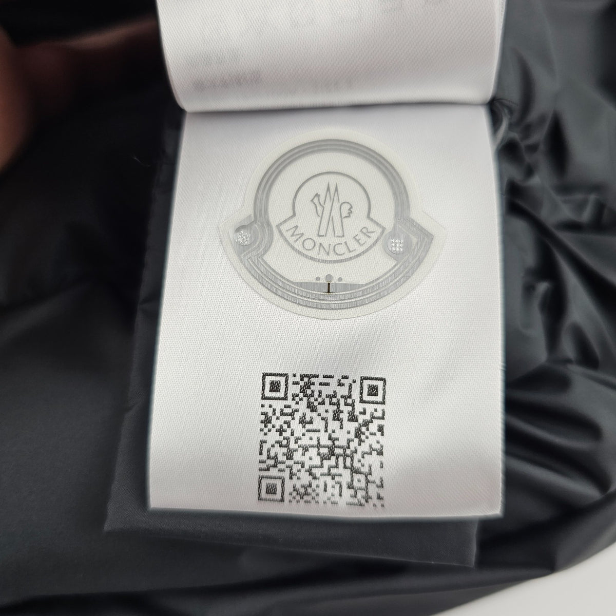 MONCLER Lechtal $1115 Men's Black Down Vest New