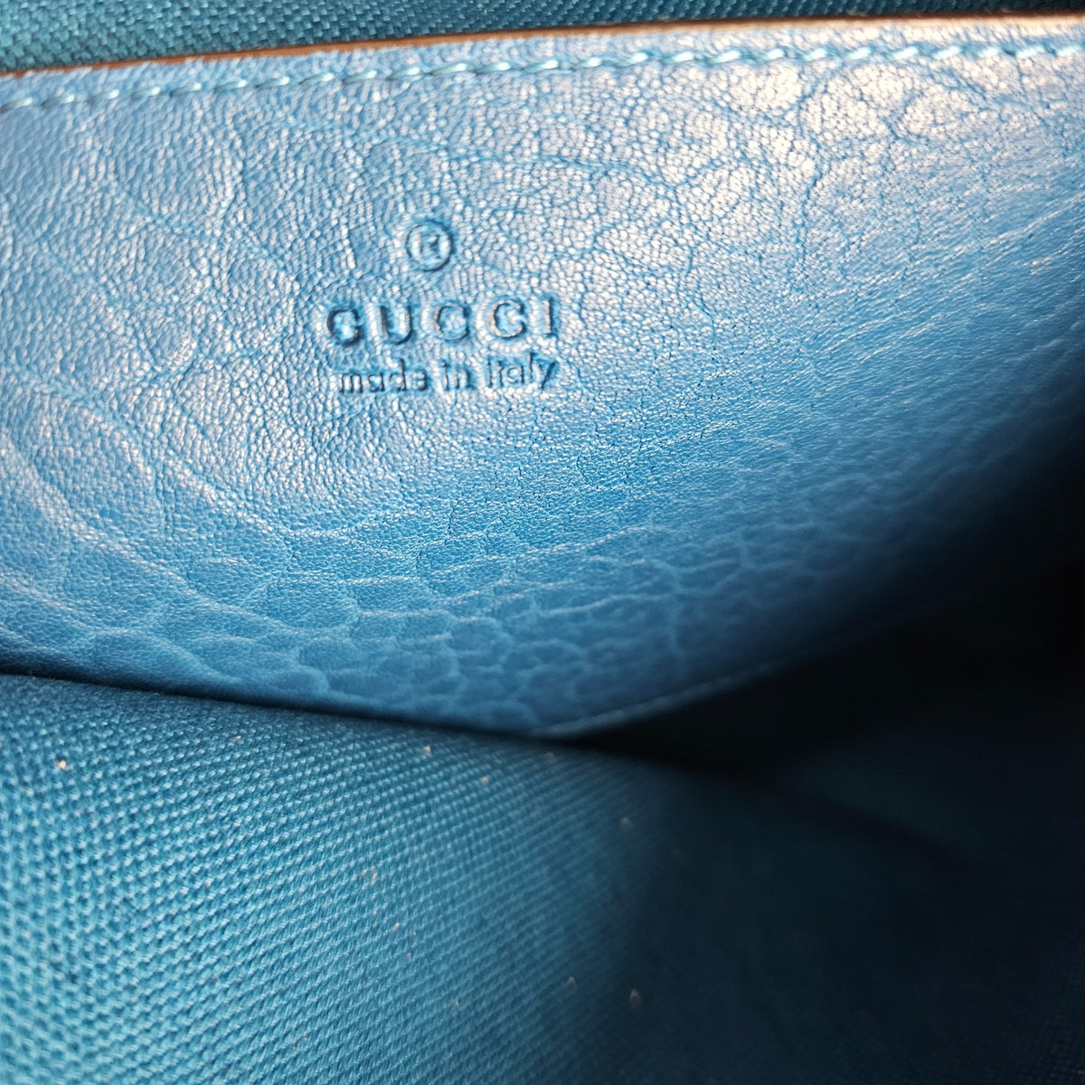 GUCCI $4600 Cobalt Blue GG Leather Large With Chain Shoulder Bag New & Authentic