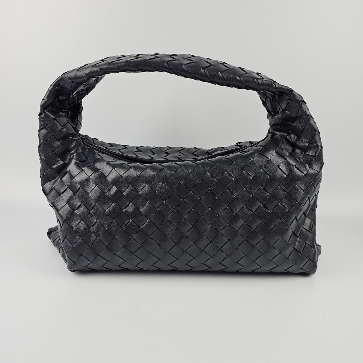 BOTTEGA VENETA Hop Small $4600 Shadow Leather Shoulder Bag New