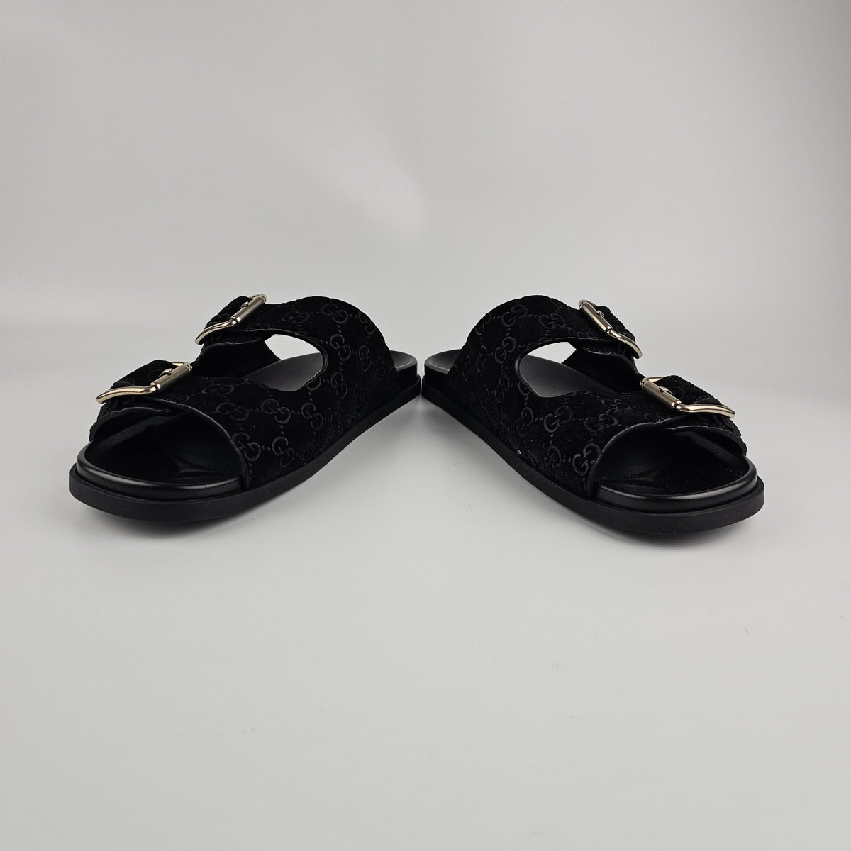GUCCI $1050 Men's Black GG Suede Slide Sandals New & Authentic