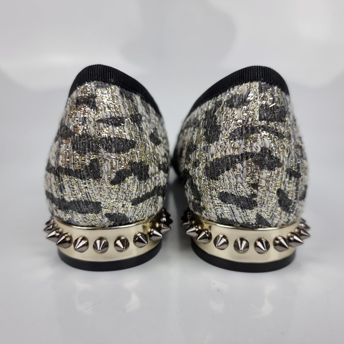 CHRISTIAN LOUBOUTIN Silver Flats New Size 38.5 US 8.5