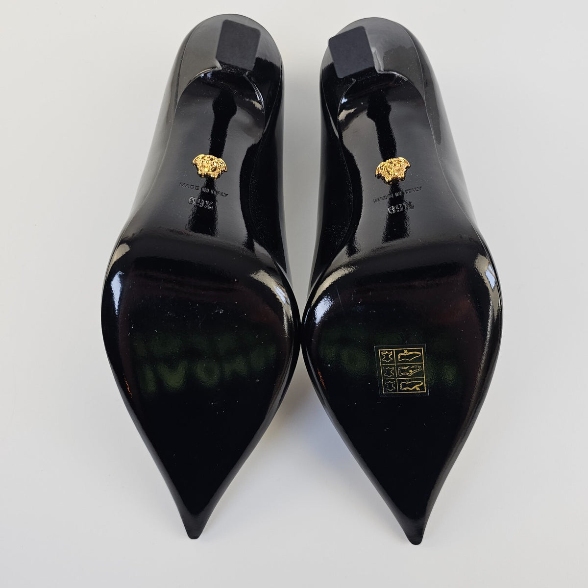 VERSACE 105mm La Medusa Black Leather Pumps Size 39.5 US 9.5