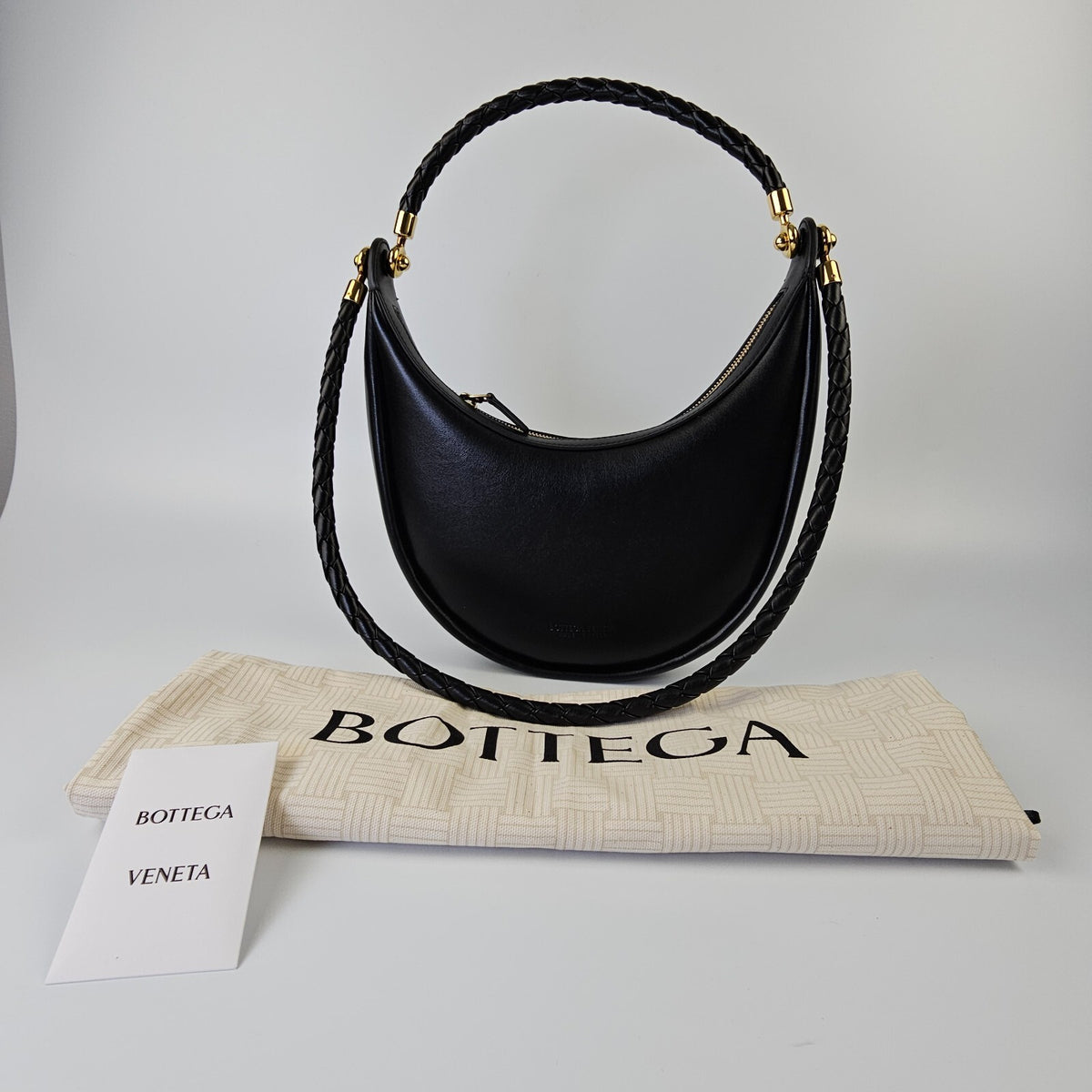 Bottega Veneta Hula Hoop $2950 Black Smooth Leather Shoulder Bag New/Authentic