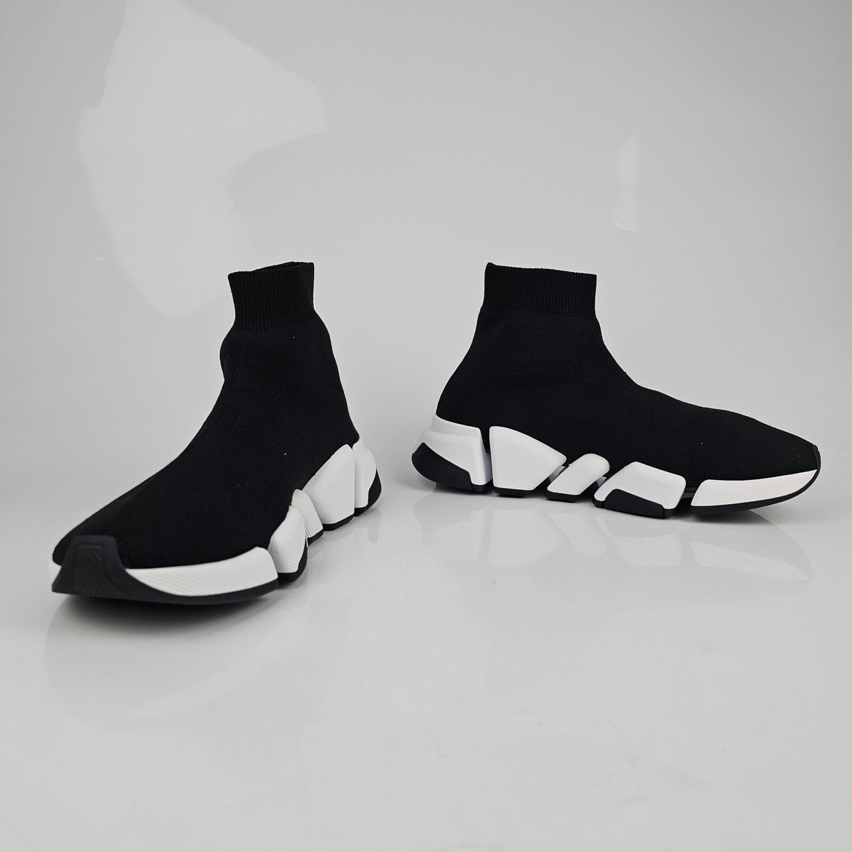 BALENCIAGA Speed 2 Men's Black And White Sneakers New