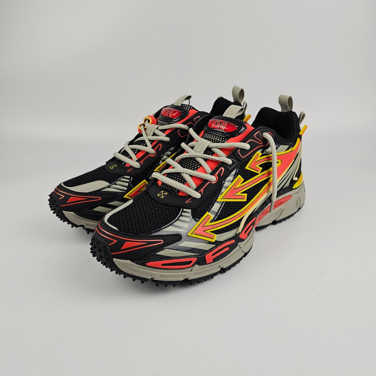OFF-WHITE Be Right Back Black/Gray Sneakers New & Authentic