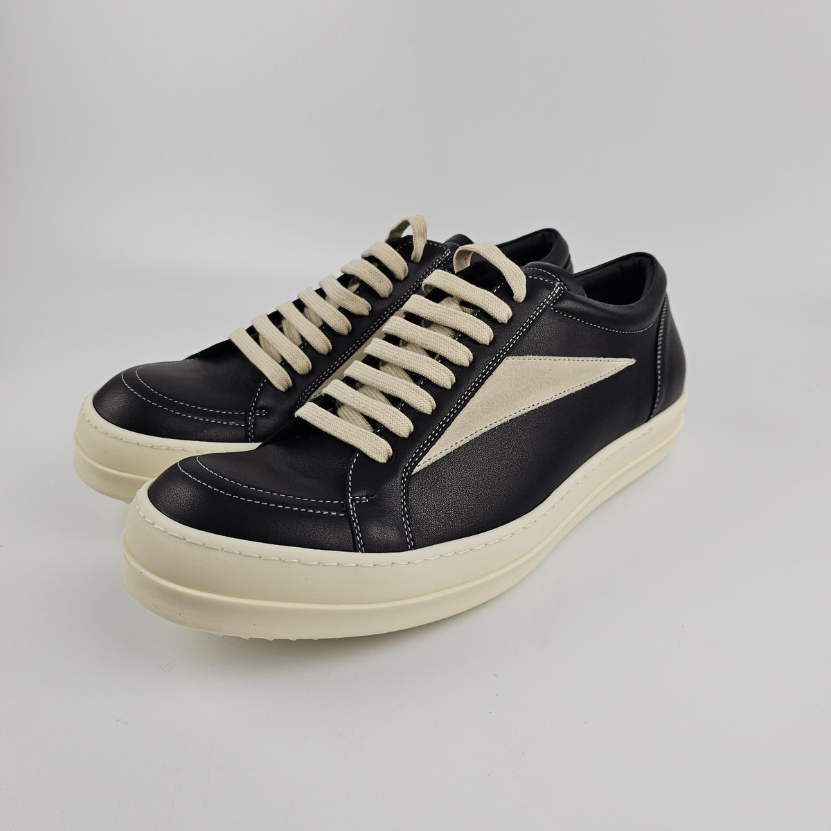 RICK OWENS Temple $1065 Black/Milk Vintage Sneakers New & Authentic