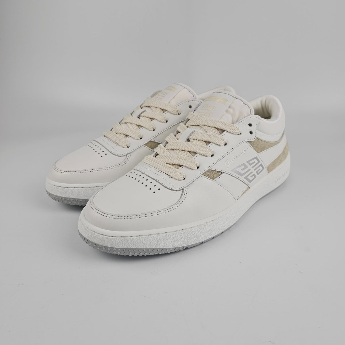 GIVENCHY G Move White Sneakers New & Authentic