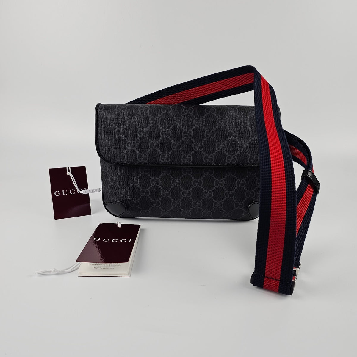 GUCCI GG $1300 Small Black Canvas Belt Bag New And Authentic
