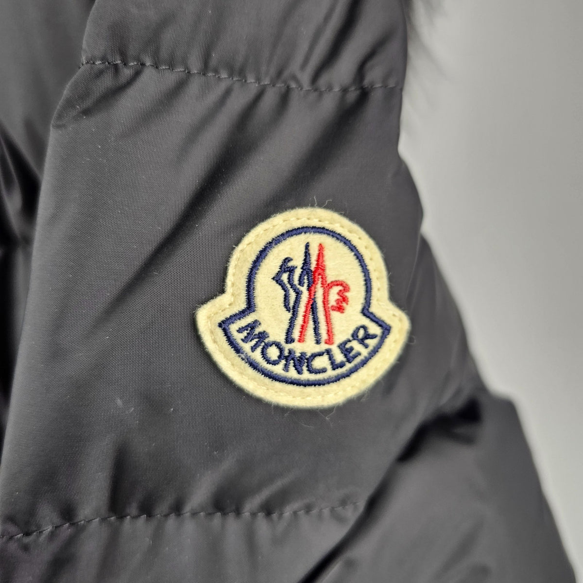 MONCLER Khloesse Women's Black Down Jacket New
