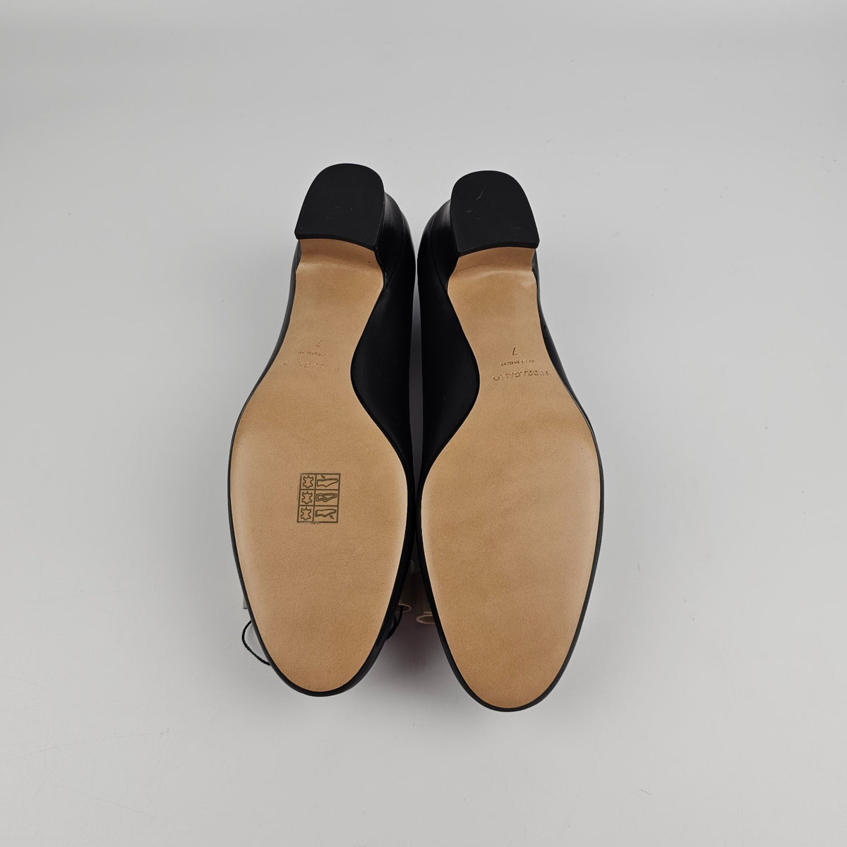 FERRAGAMO Vara Black Leather 35mm Heel Shoes New & Authentic