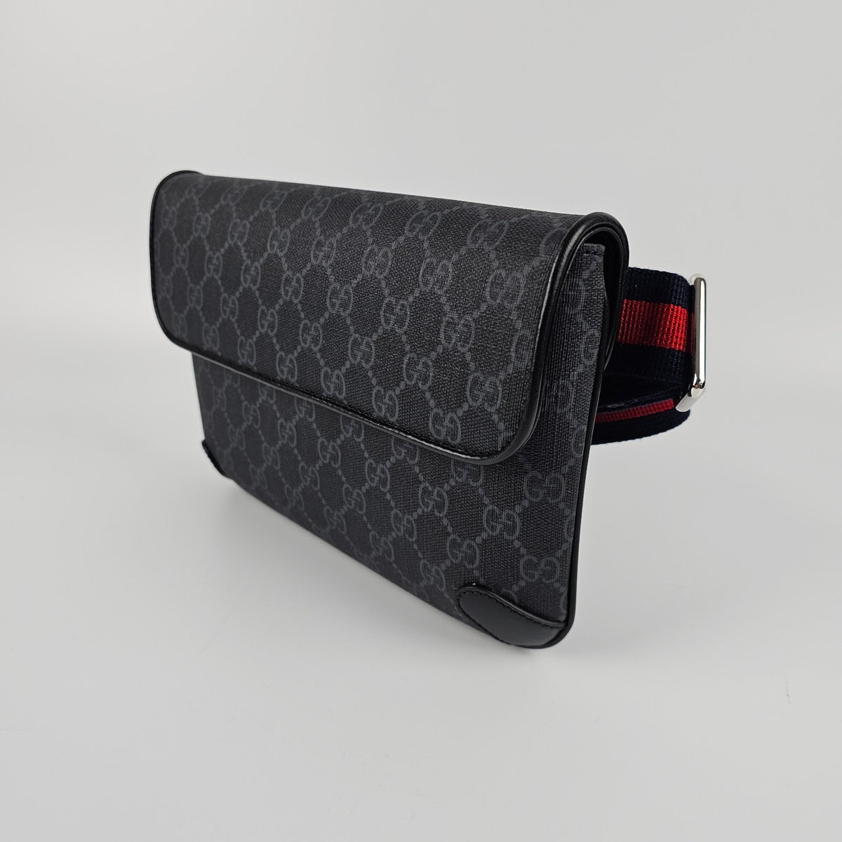 GUCCI GG $1300 Small Black Canvas Belt Bag New And Authentic