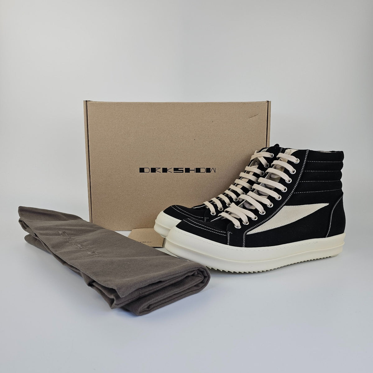 RICK OWENS DRKSHDW Vintage Black Canvas High Top Sneakers New Size 40 US 7