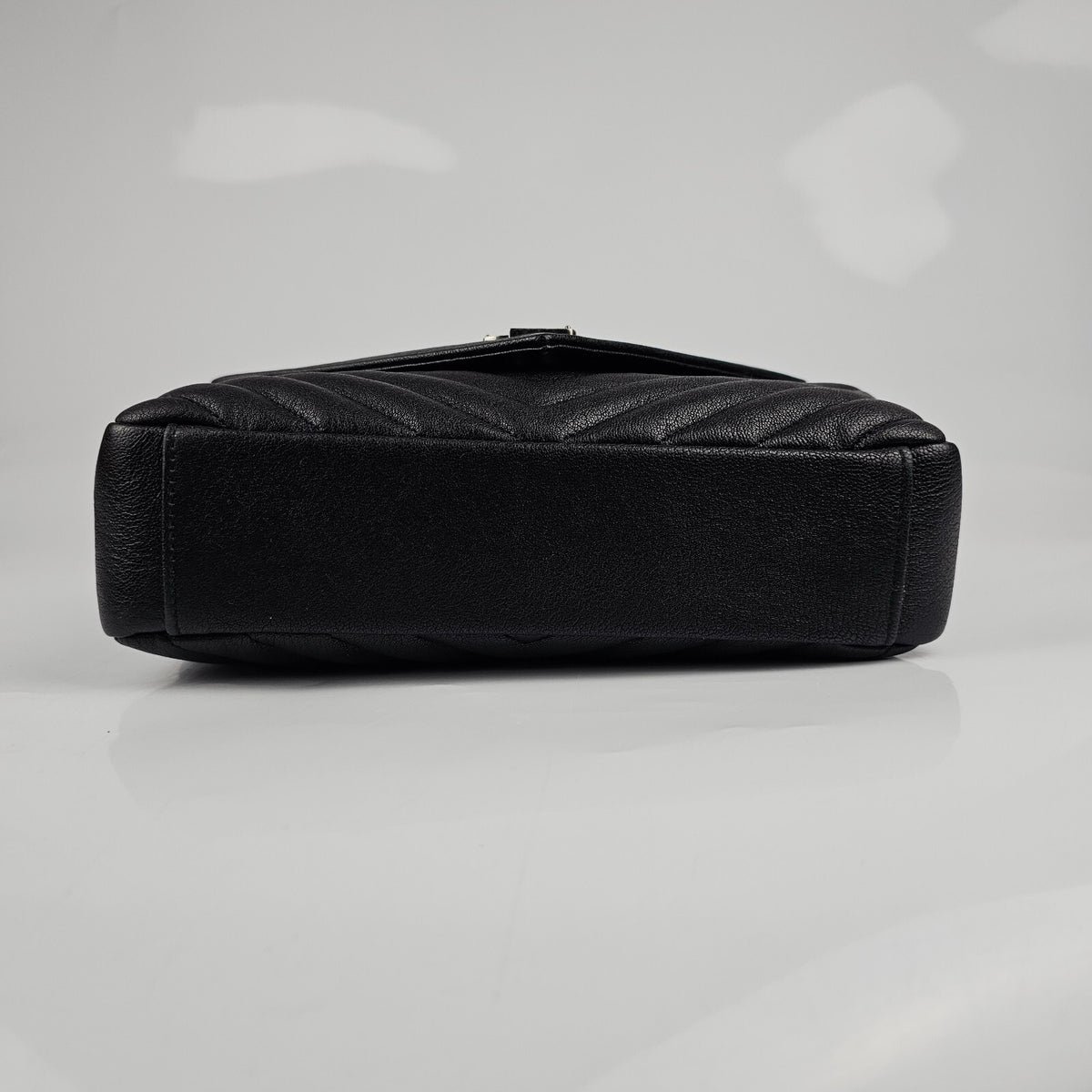SAINT LAURENT College Medium Black Quilted Leather Shoulder Bag New