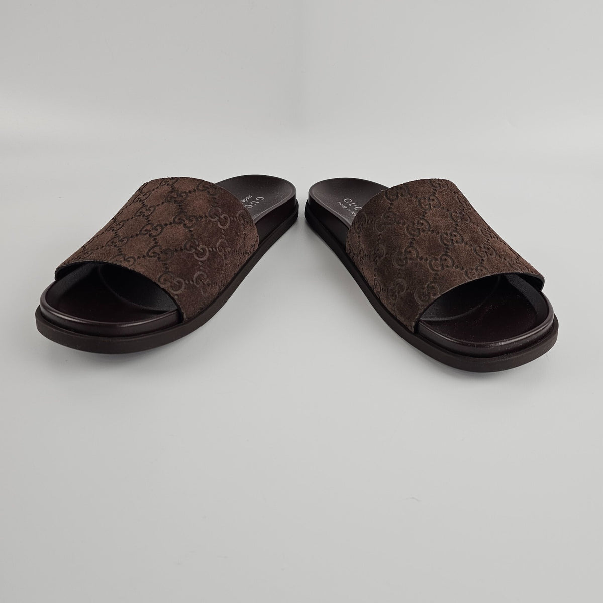 GUCCI $820 Men's Brown GG Suede Slide Sandals New & Authentic