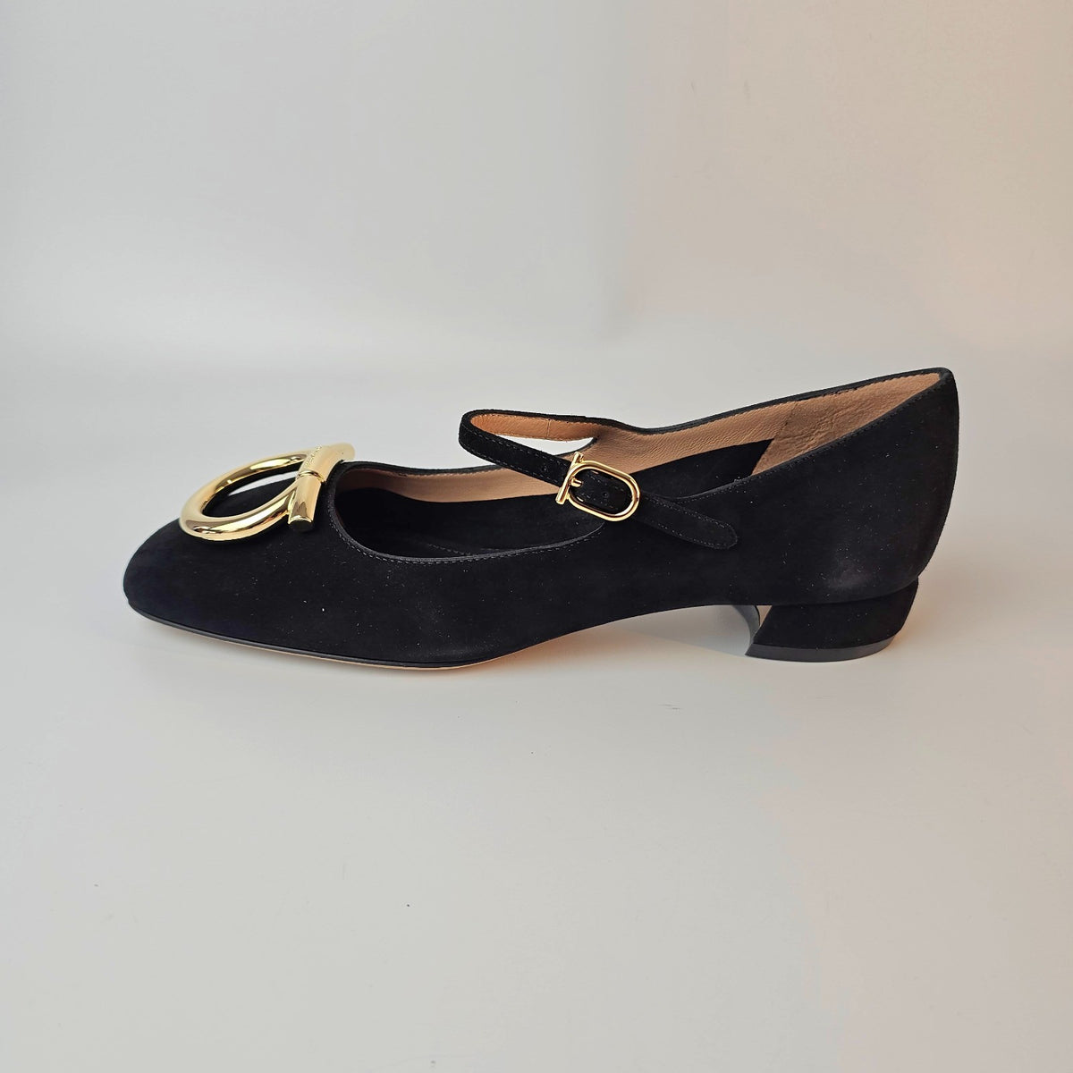 FERRAGAMO Mary Jane Marry 2 Gold/Black Suede Heeled Ballerina Pumps New