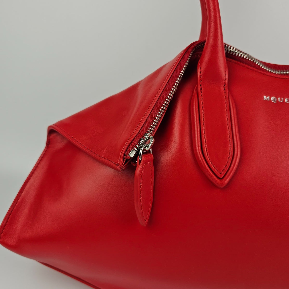 ALEXANDER MCQUEEN Manta Red Leather Top Handle Bag New