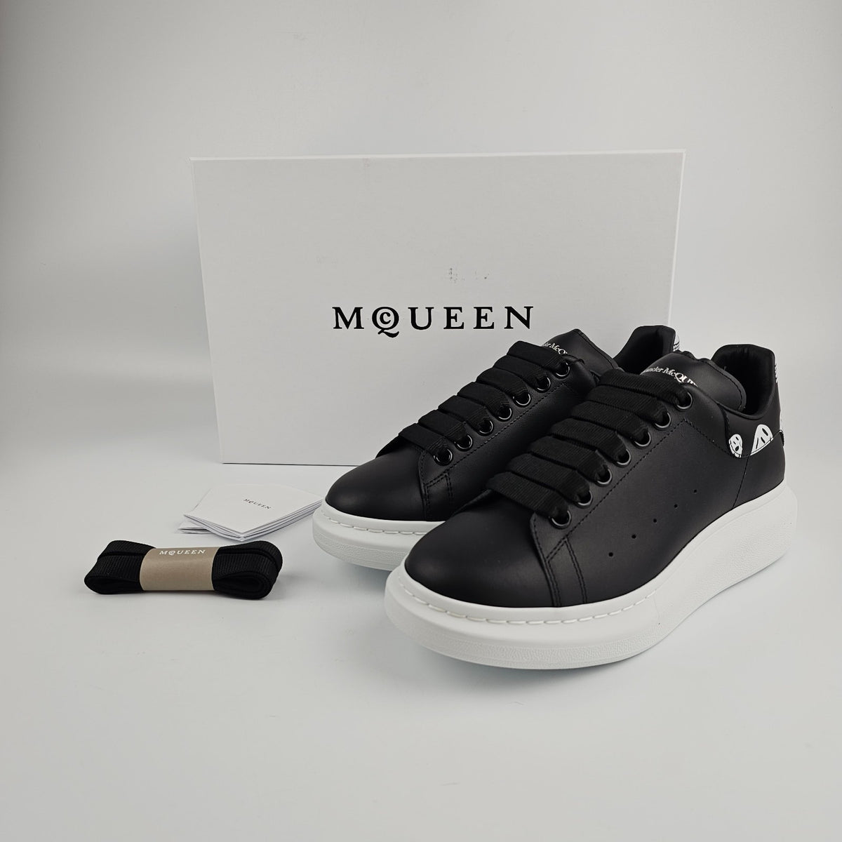ALEXANDER MCQUEEN Men's Oversized Black/White $760 Sneakers New & Authentic
