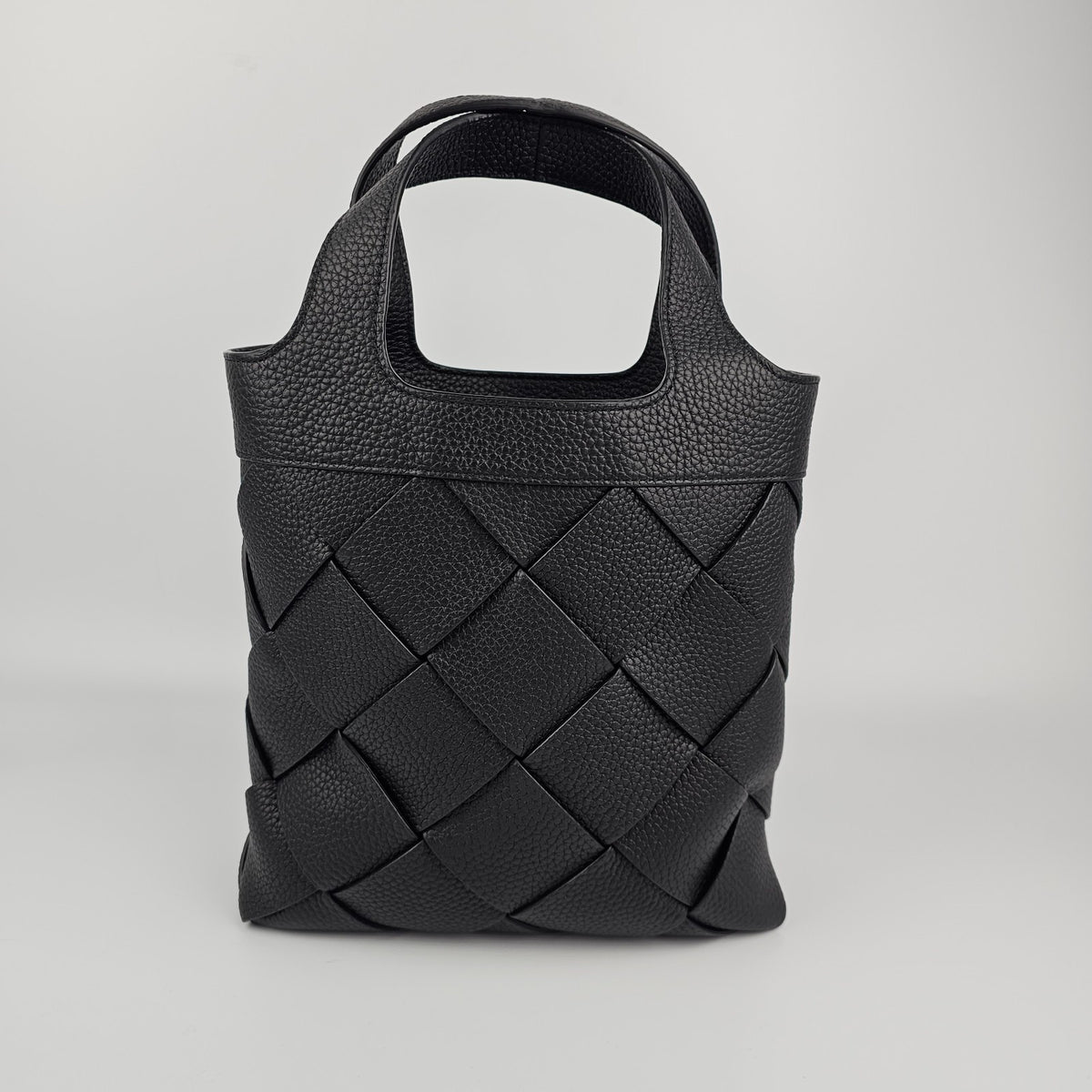 BOTTEGA VENETA Diago Small $3500 Black Leather Tote Bag New & Authentic