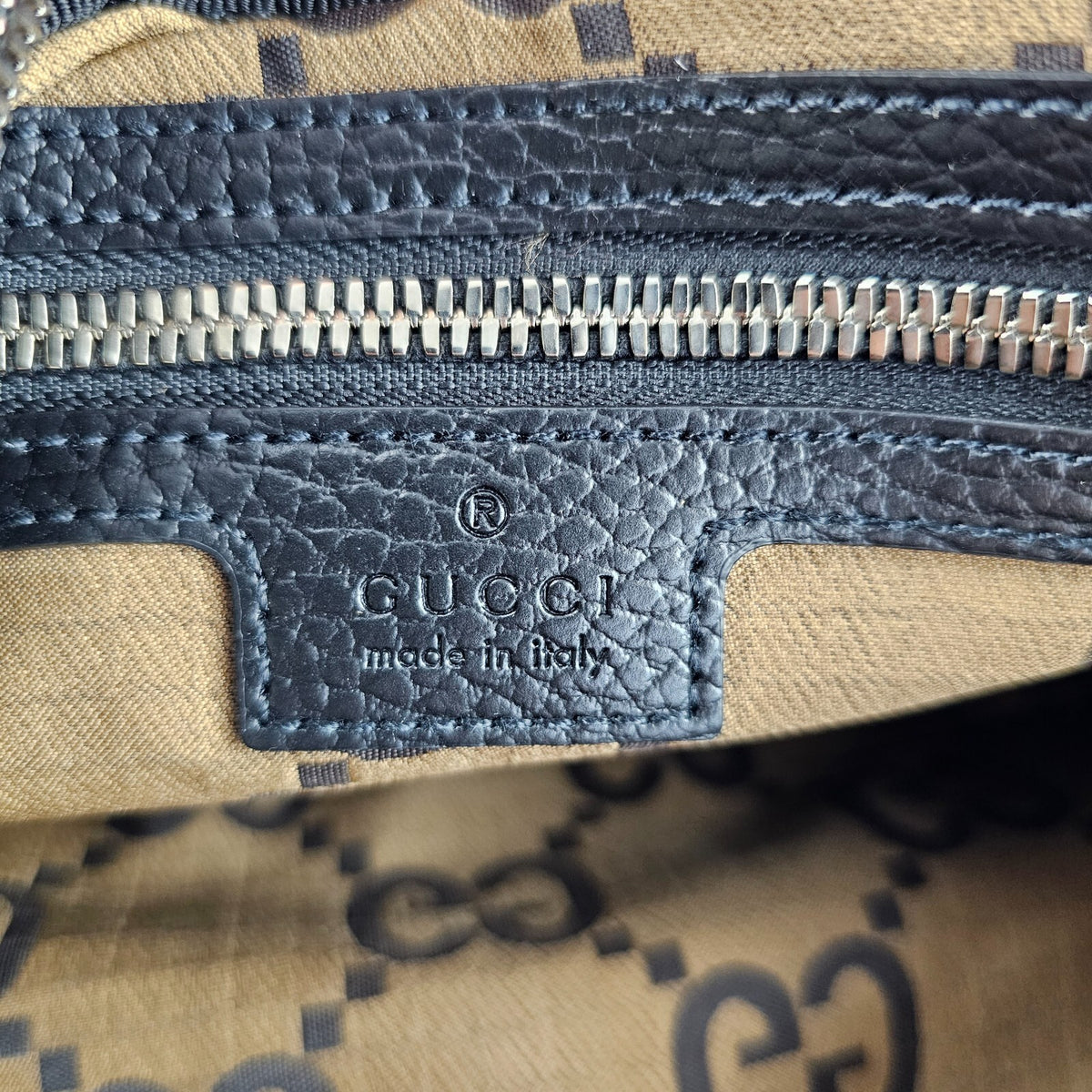 GUCCI $1680 Ebony And Beige GG Ripstop Crossbody Bag New & Authentic