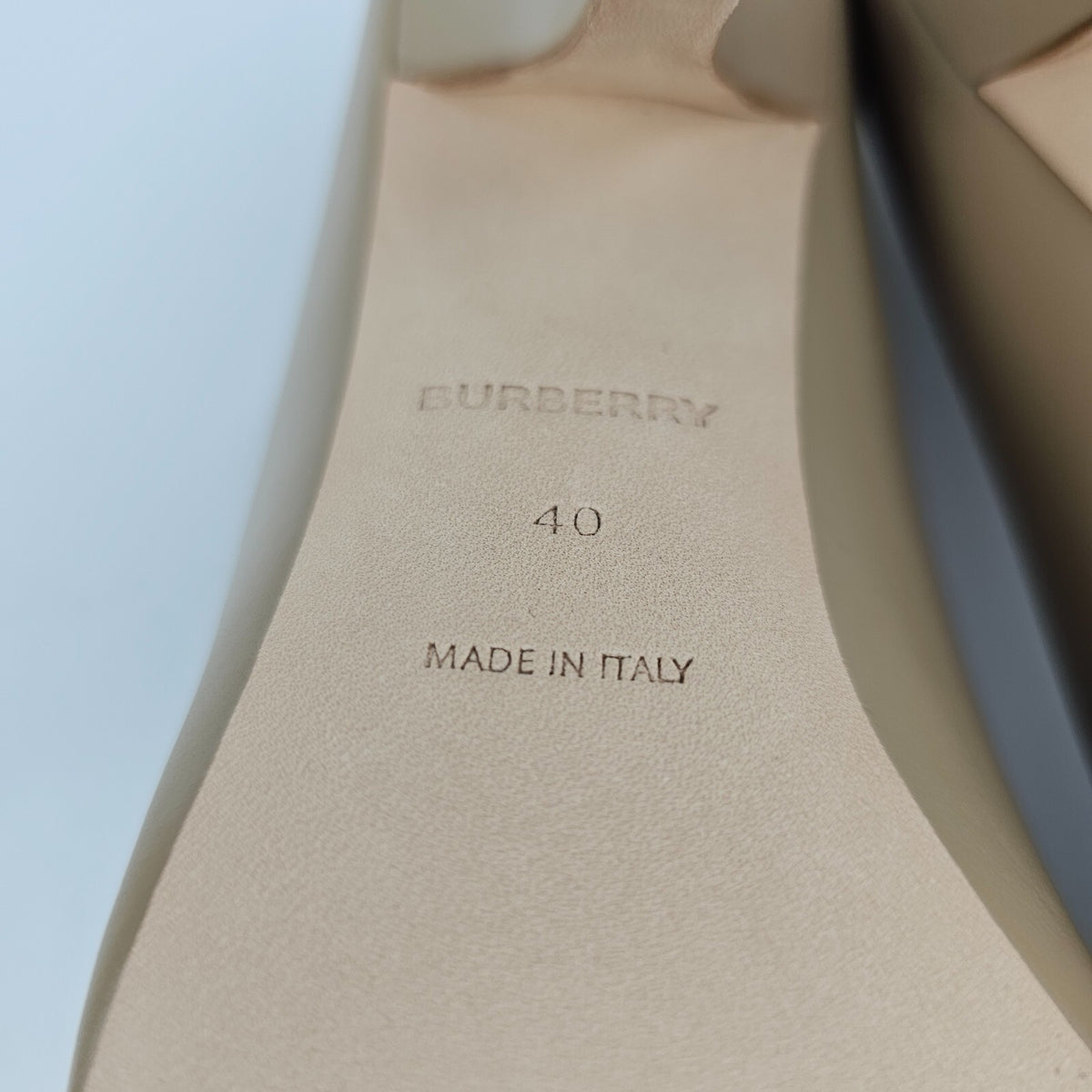 BURBERRY Ezra 100mm Nude Leather Pumps Size 40 US 10
