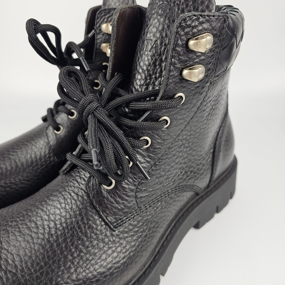 BOTTEGA VENETA Haddock Black Leather Shoes New & Authentic