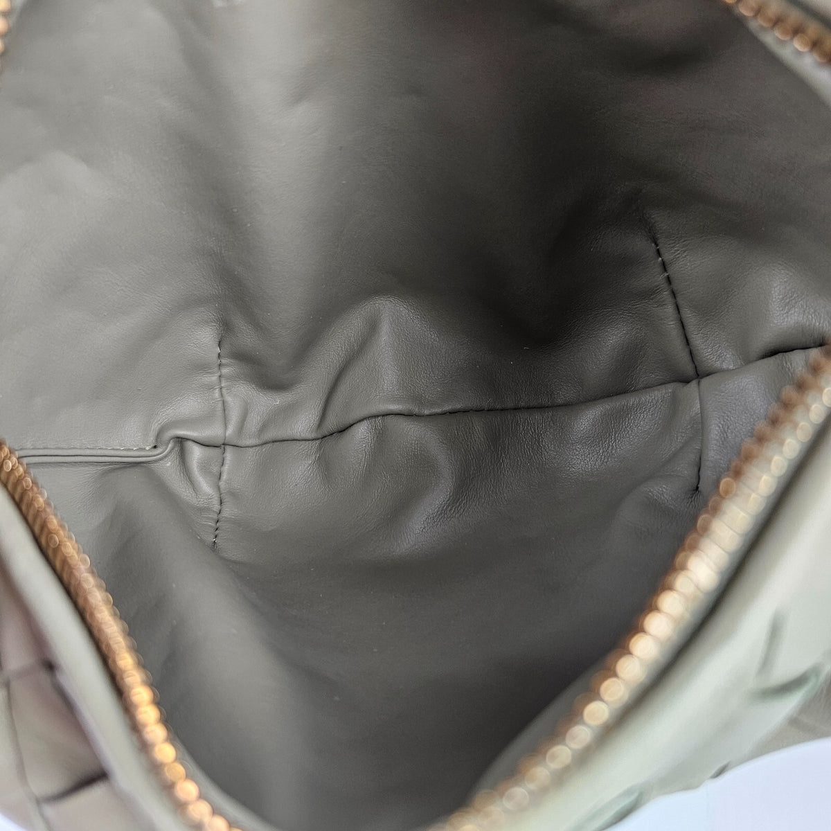 BOTTEGA VENETA Mini Jodie $3100 Travertine Leather Top Handle Bag New