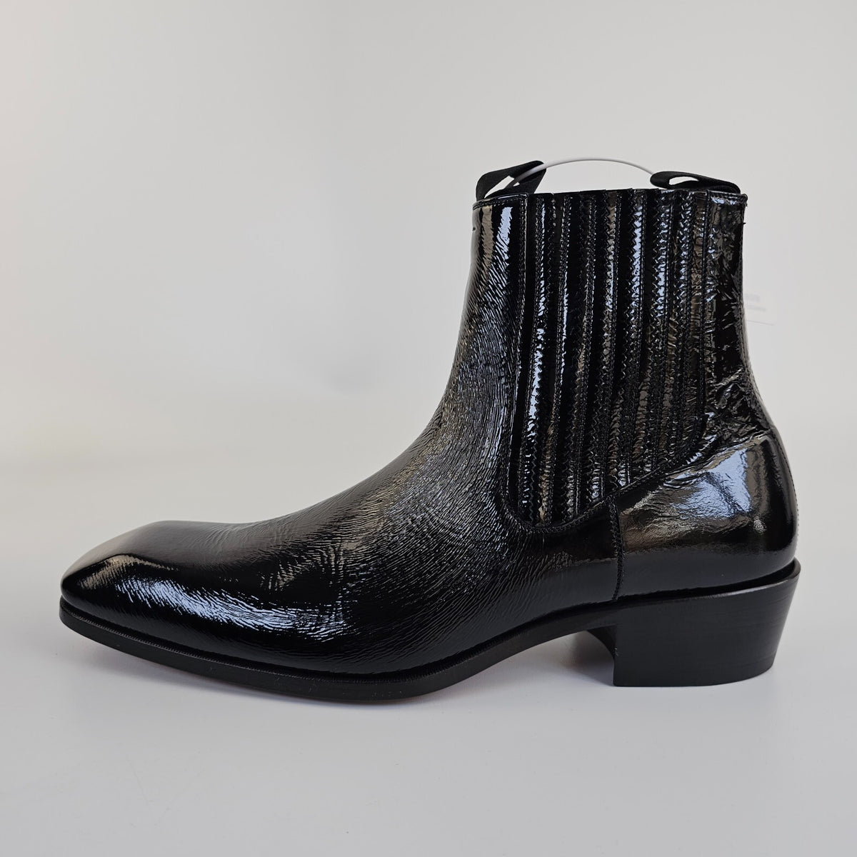 TOM FORD Bailey Black Crackled Leather Chelsea Boots Size US 10