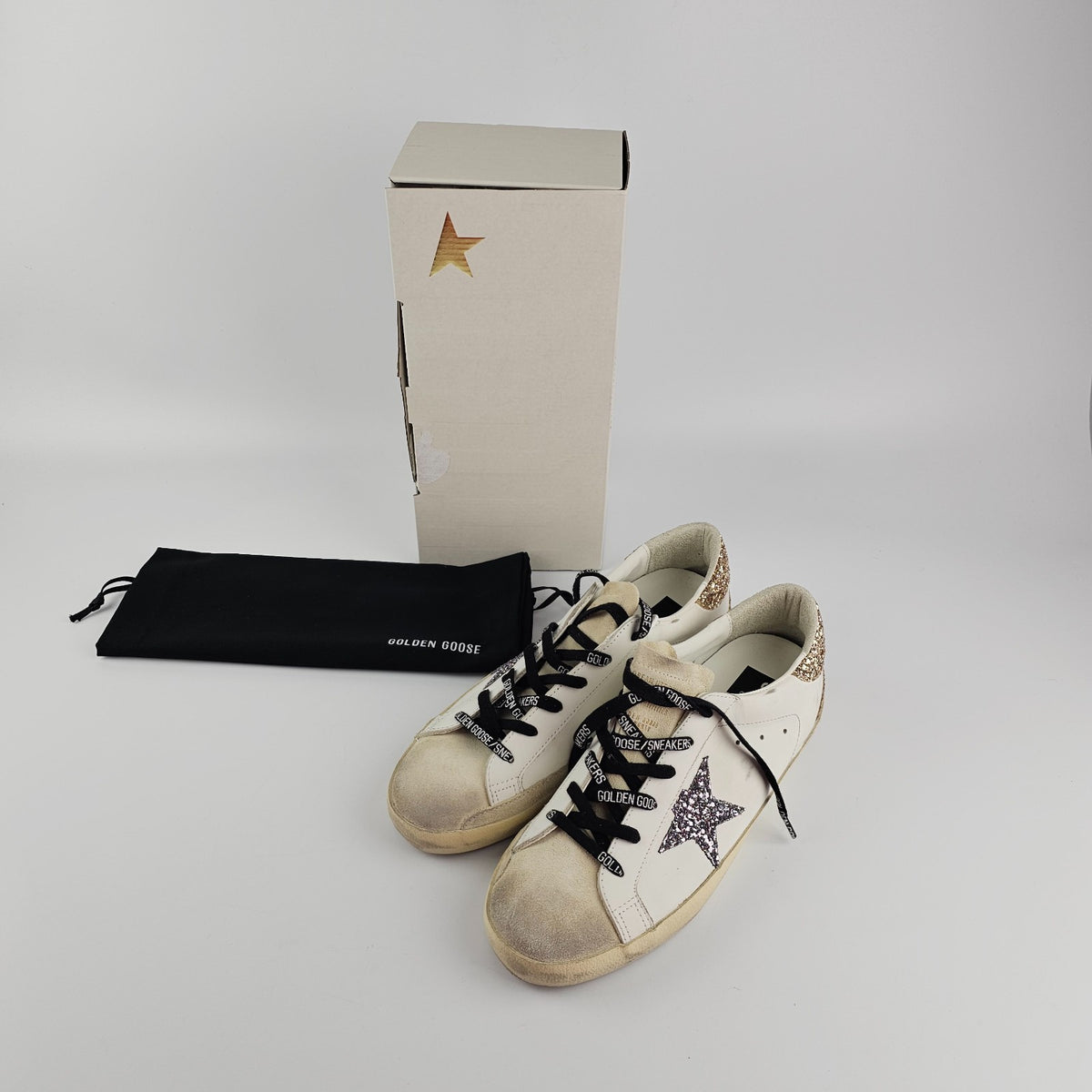 GOLDEN GOOSE Super Star Women's White/Gold Sneakers New & Authentic