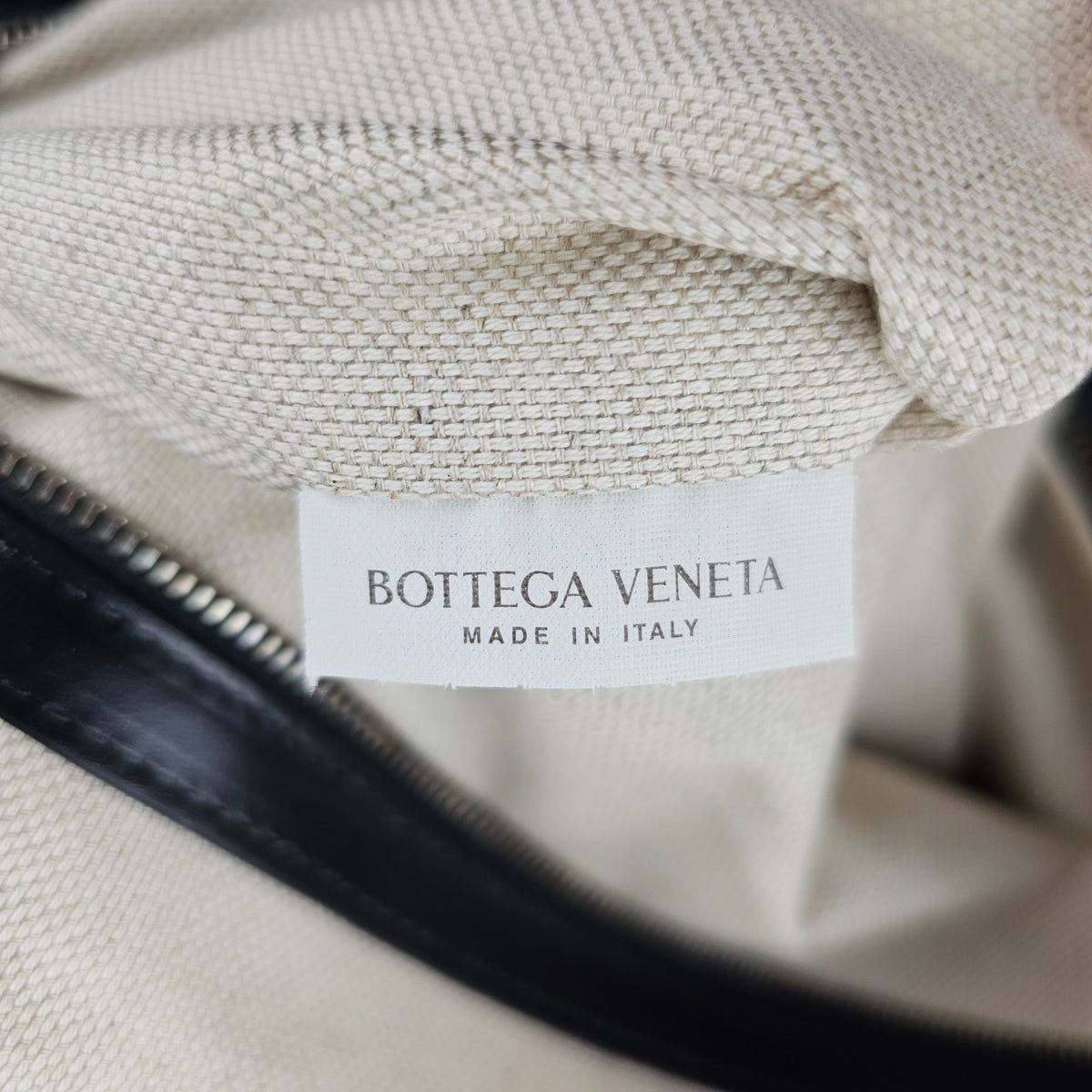 BOTTEGA VENETA $3200 Black Small Intrecciato Camera Bag New & Authentic