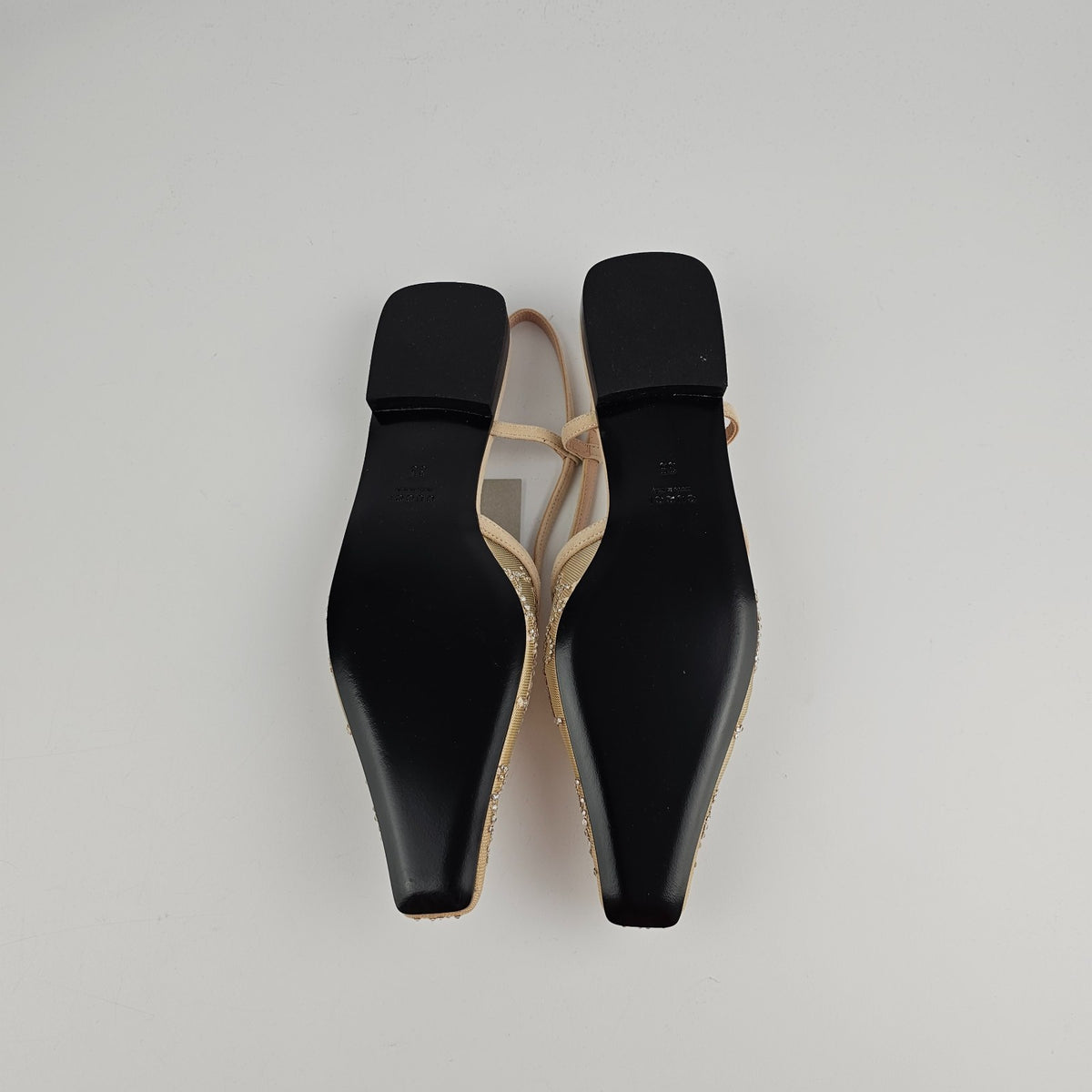 GUCCI Beige With Crystals Ballet Flats New & Authentic