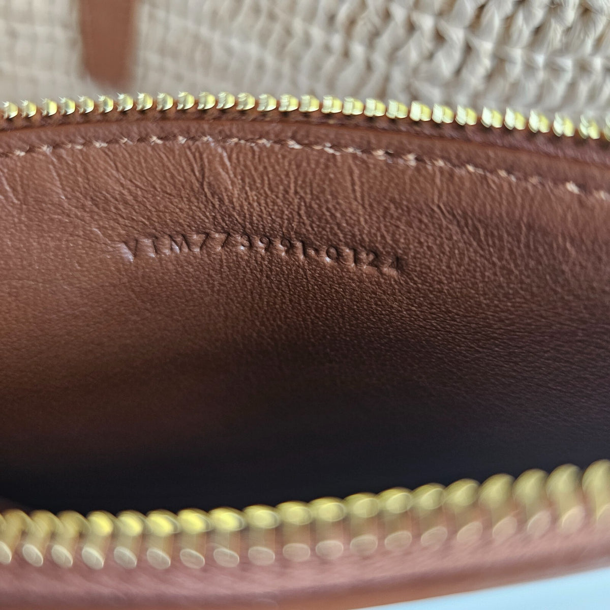 Saint Laurent Le 37 Medium $3200 Naturel/Brown Raffia Bucket Bag New & Authentic